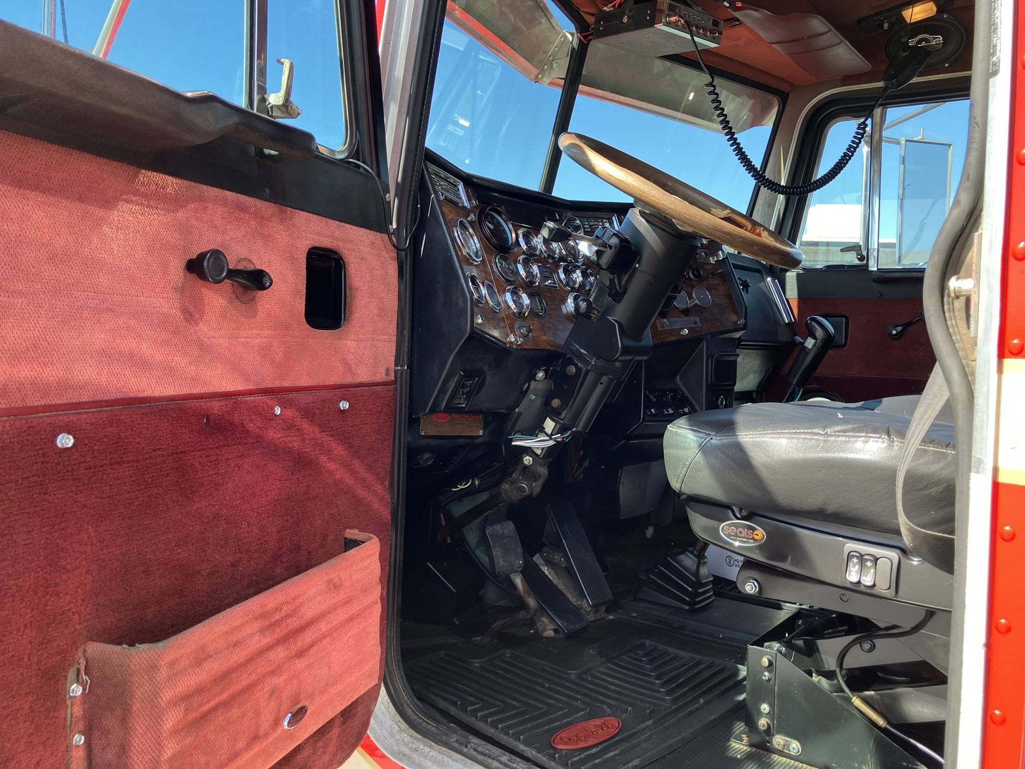 1997 Peterbilt 379 VN443778U-07 1997 Peterbilt 379 VN443778U-07