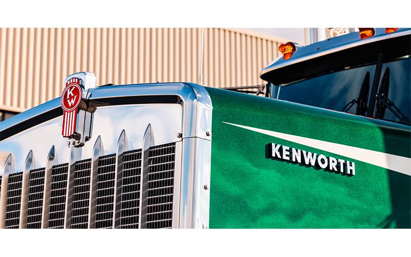 Kenworth W900 Legacy Edition Kenworth W900 Legacy Edition - image 5 of 6