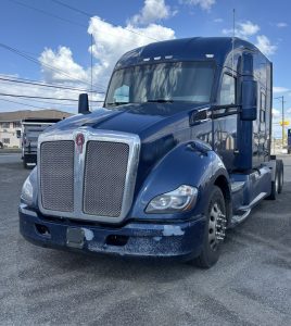 2017 Kenworth T680 HJ129086U-01