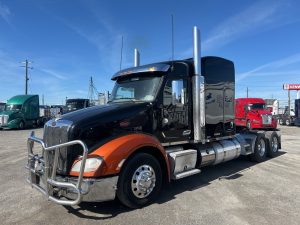2020 Peterbilt 579 LD665656U-01