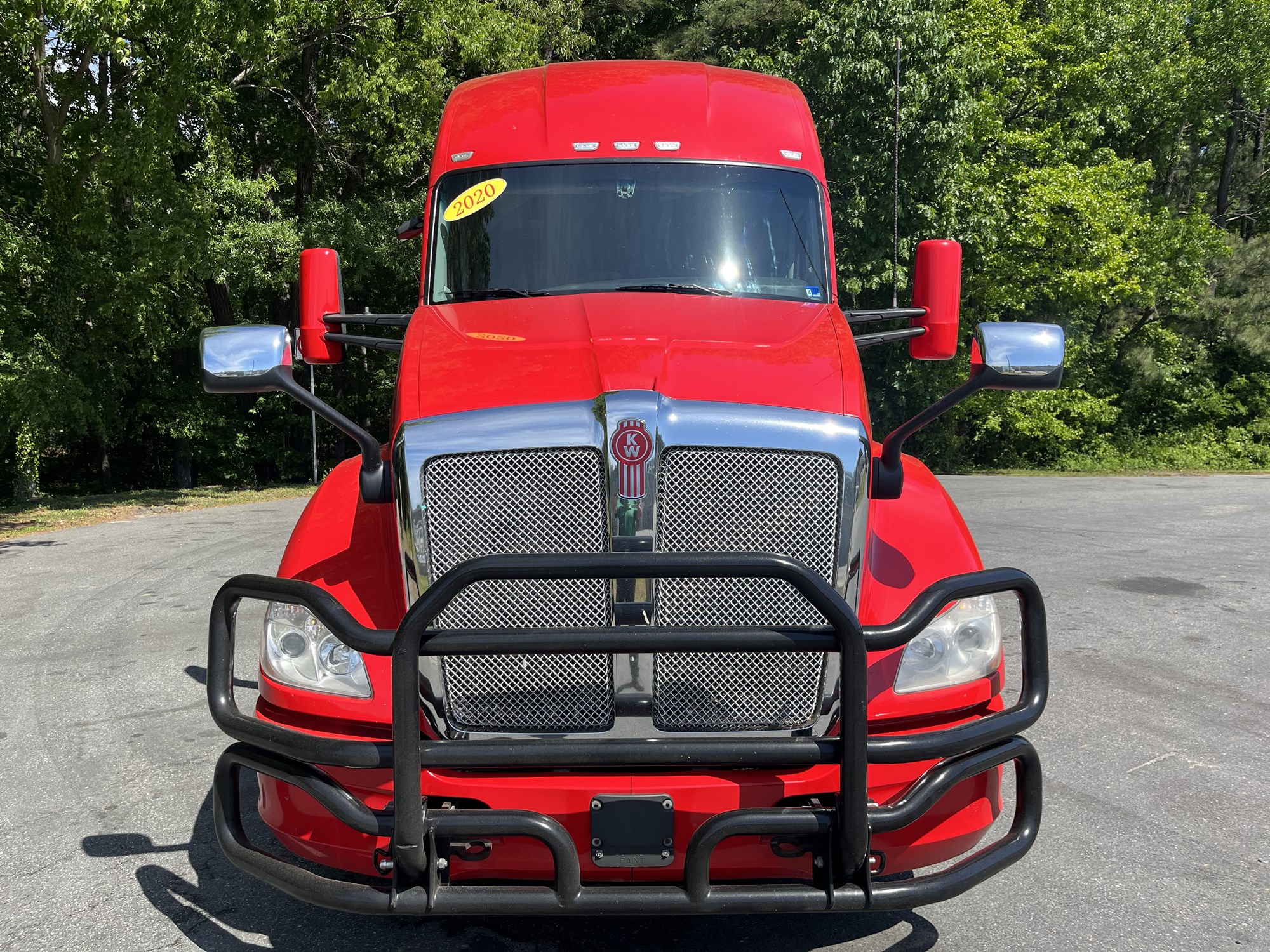 2020 Kenworth T680 2020 Kenworth T680 - image 2 of 6