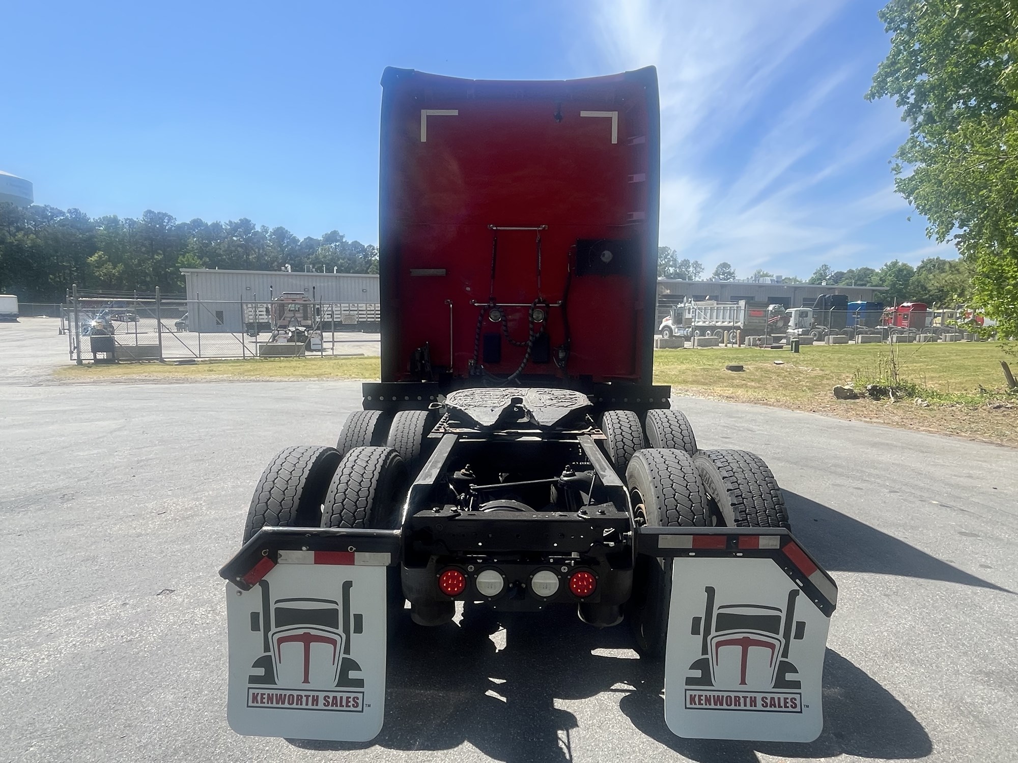 2020 Kenworth T680 2020 Kenworth T680 - image 6 of 6