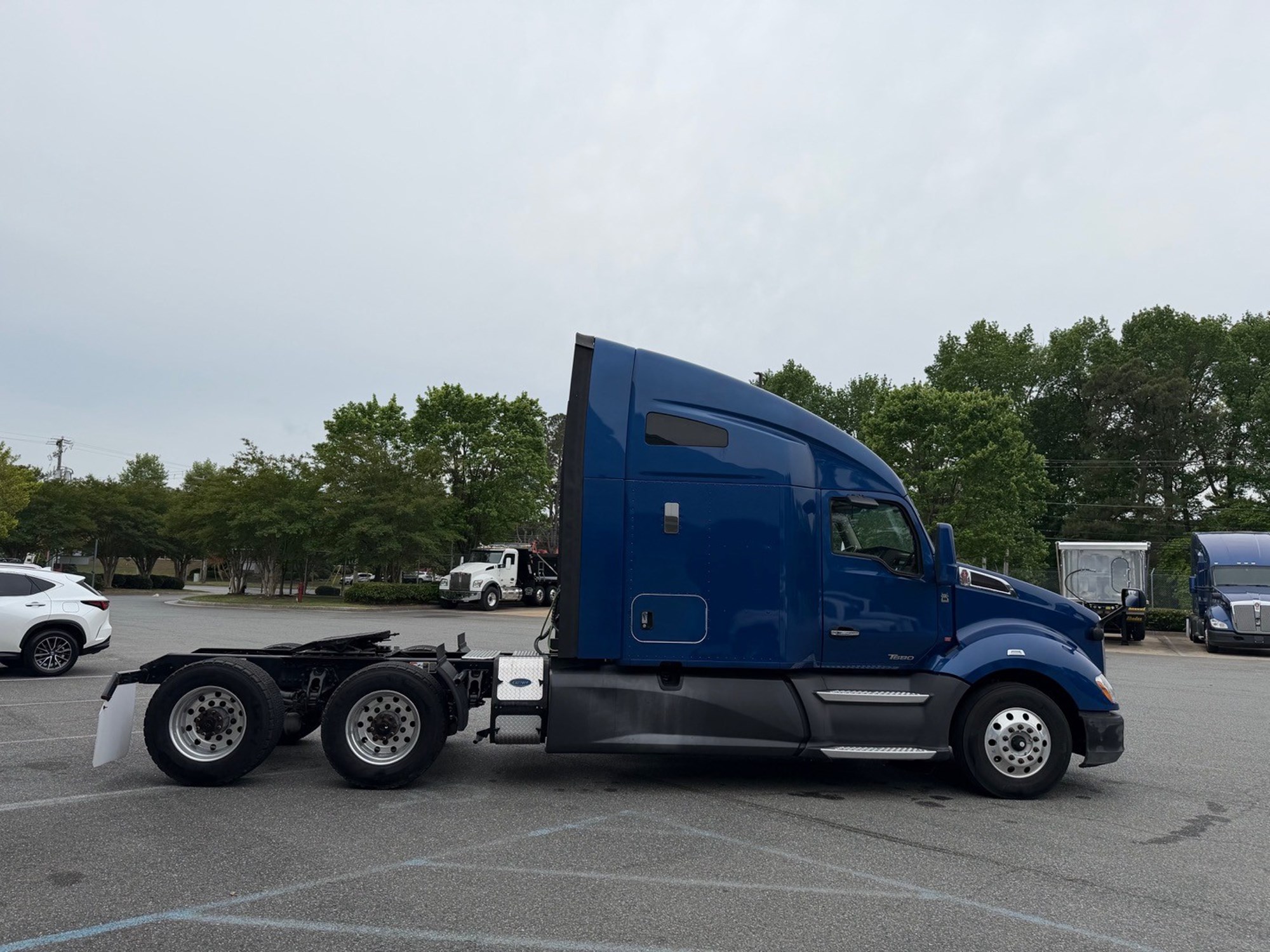 2021 Kenworth T680 MJ460420U-43 2021 Kenworth T680 MJ460420U-43