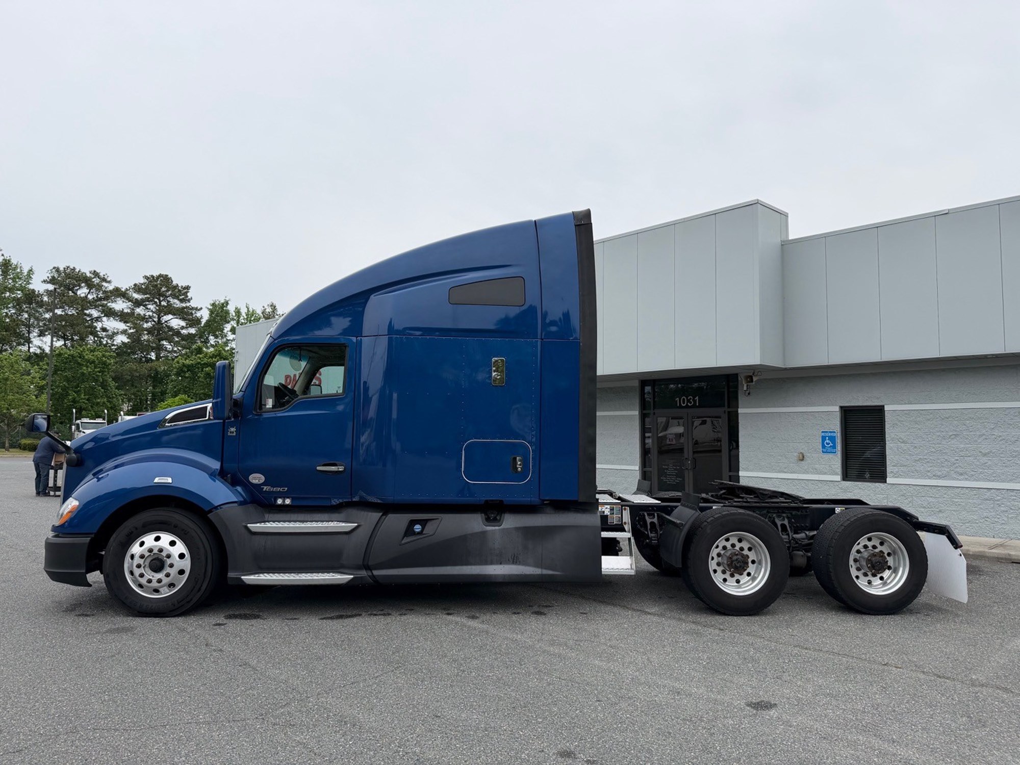 2021 Kenworth T680 MJ460420U-45 2021 Kenworth T680 MJ460420U-45