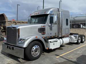 2022 Freightliner 122SD NDNH3634U-01