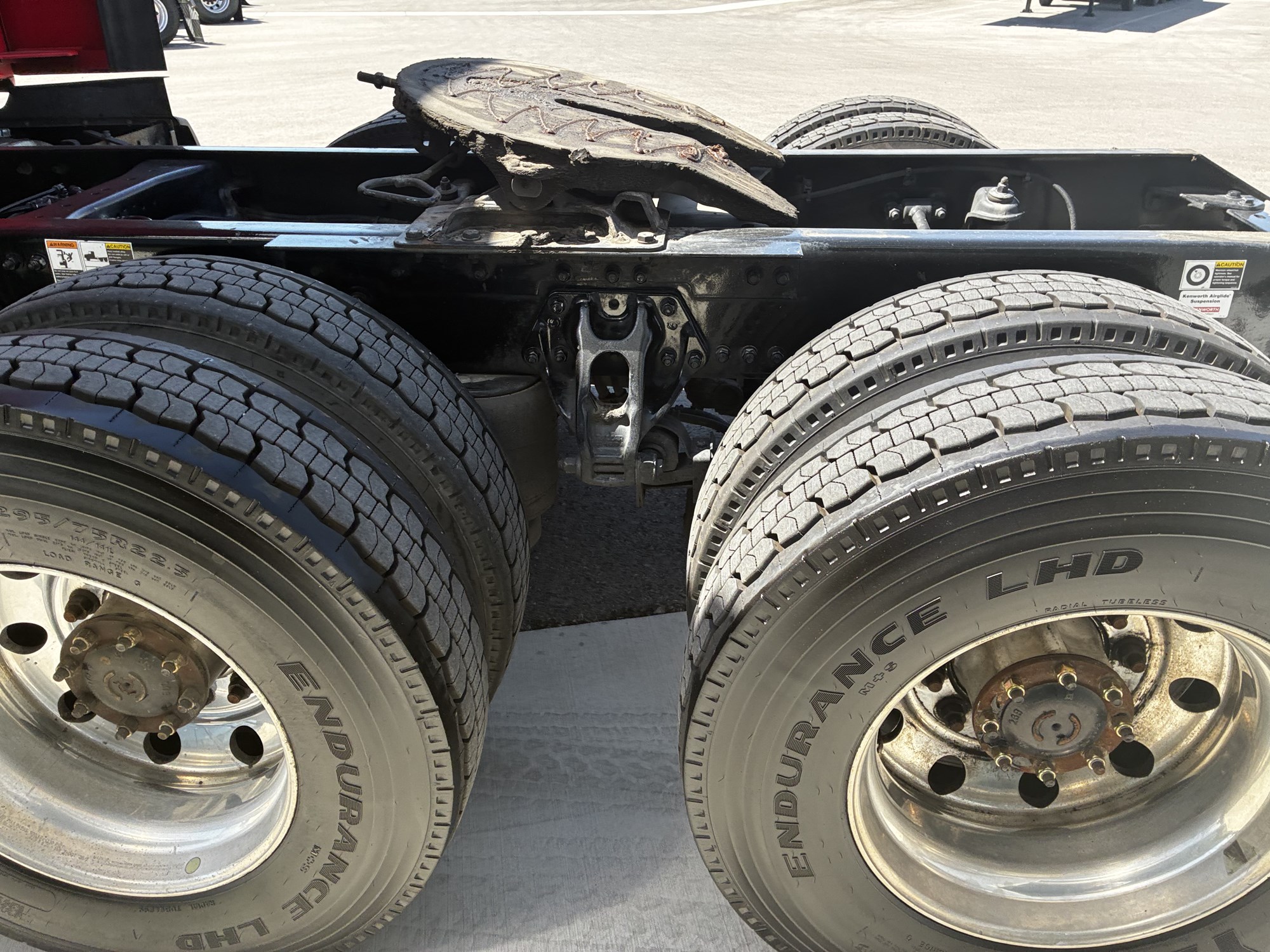 2022 Kenworth T680 - image 6 of 6
