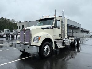 2027 Kenworth T880 VJ255000-01