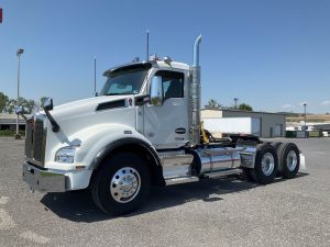 2027 Kenworth T880 VJ255025-01