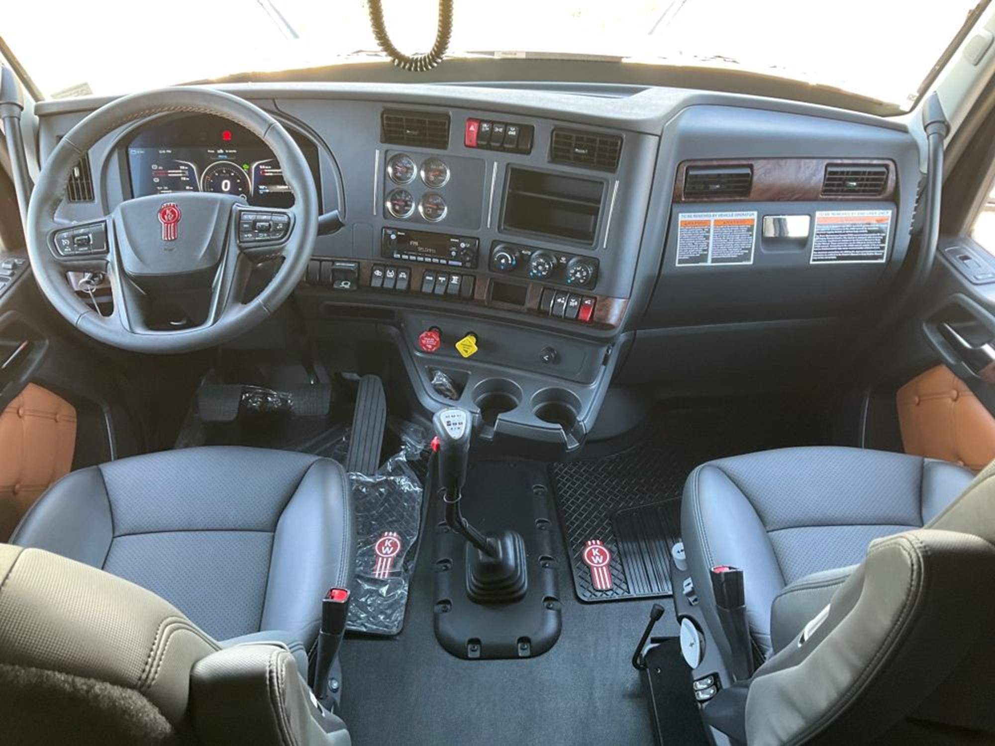 2027 Kenworth T680 Next Gen VJ255031-20 2027 Kenworth T680 Next Gen VJ255031-20