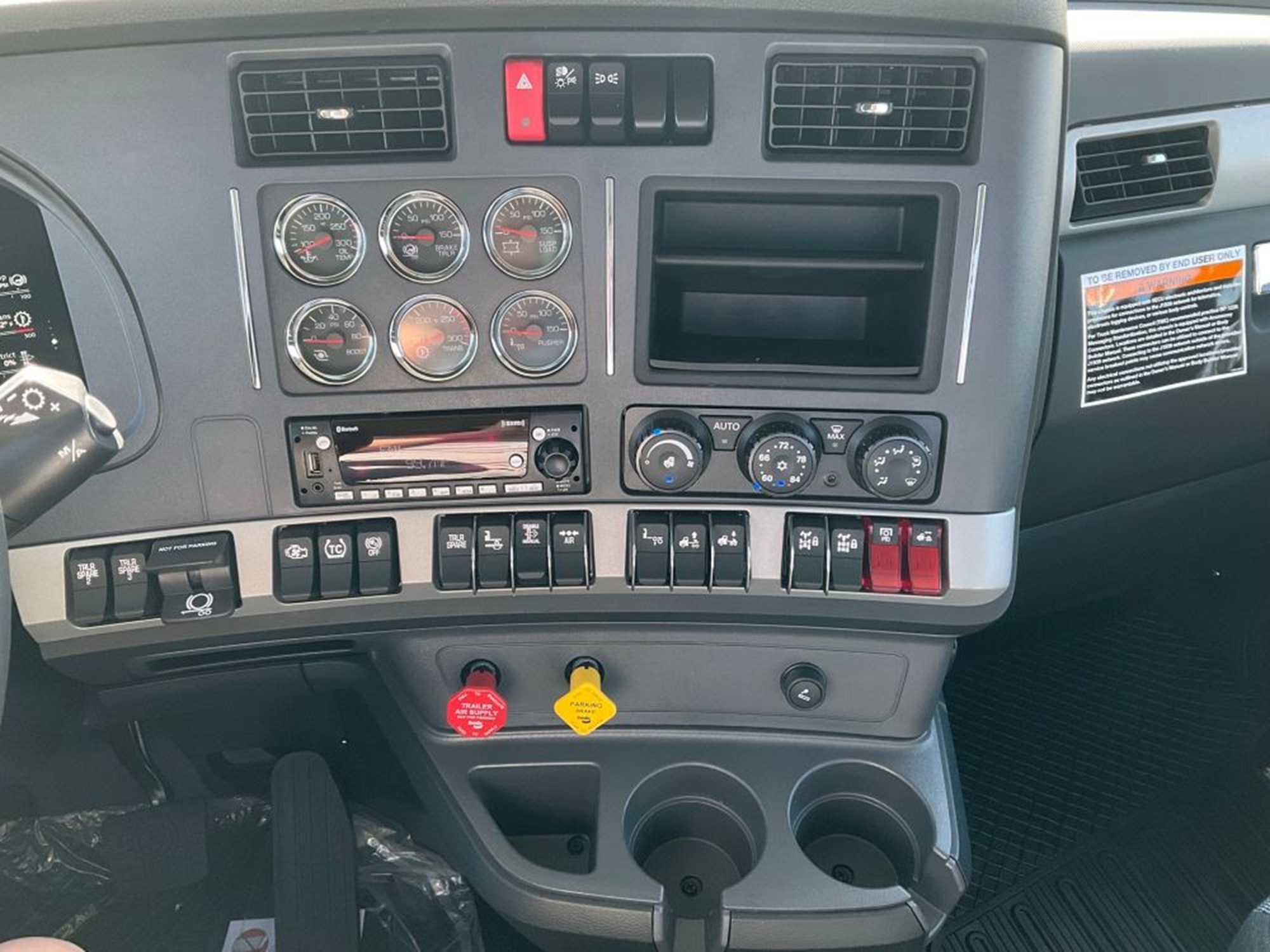 2027 Kenworth T880 VJ255044-11 2027 Kenworth T880 VJ255044-11