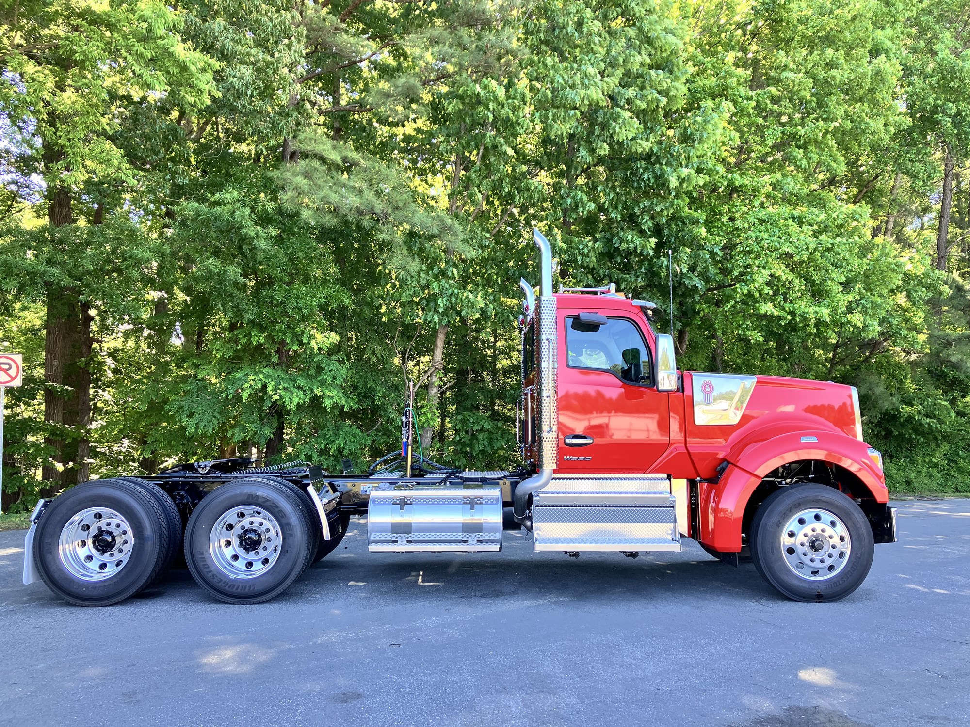 2027 Kenworth W990 2027 Kenworth W990 - image 5 of 6