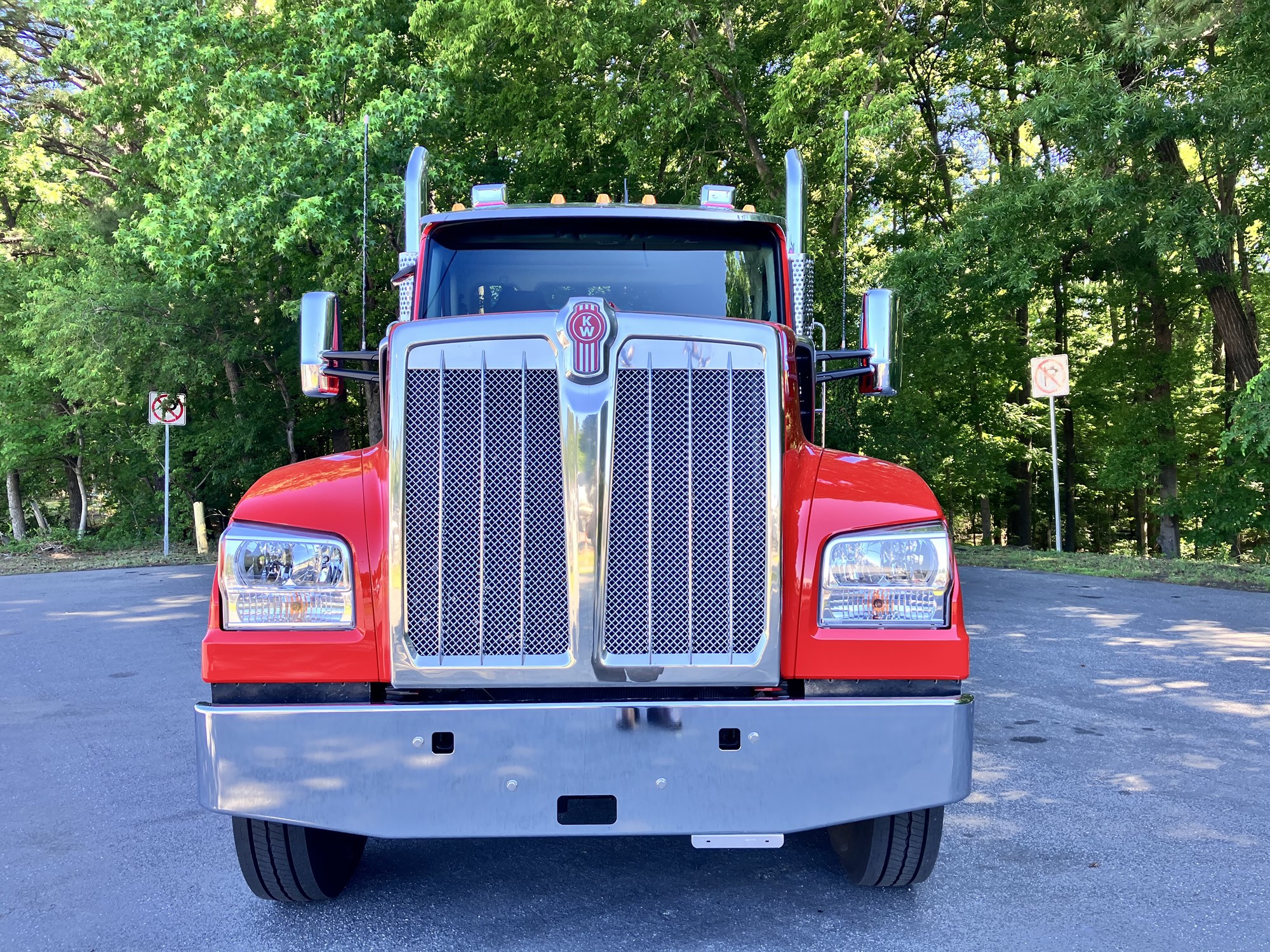 2027 Kenworth W990 VJ255084-07 2027 Kenworth W990 VJ255084-07