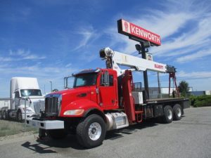2015 Peterbilt 348 FM270907C-01