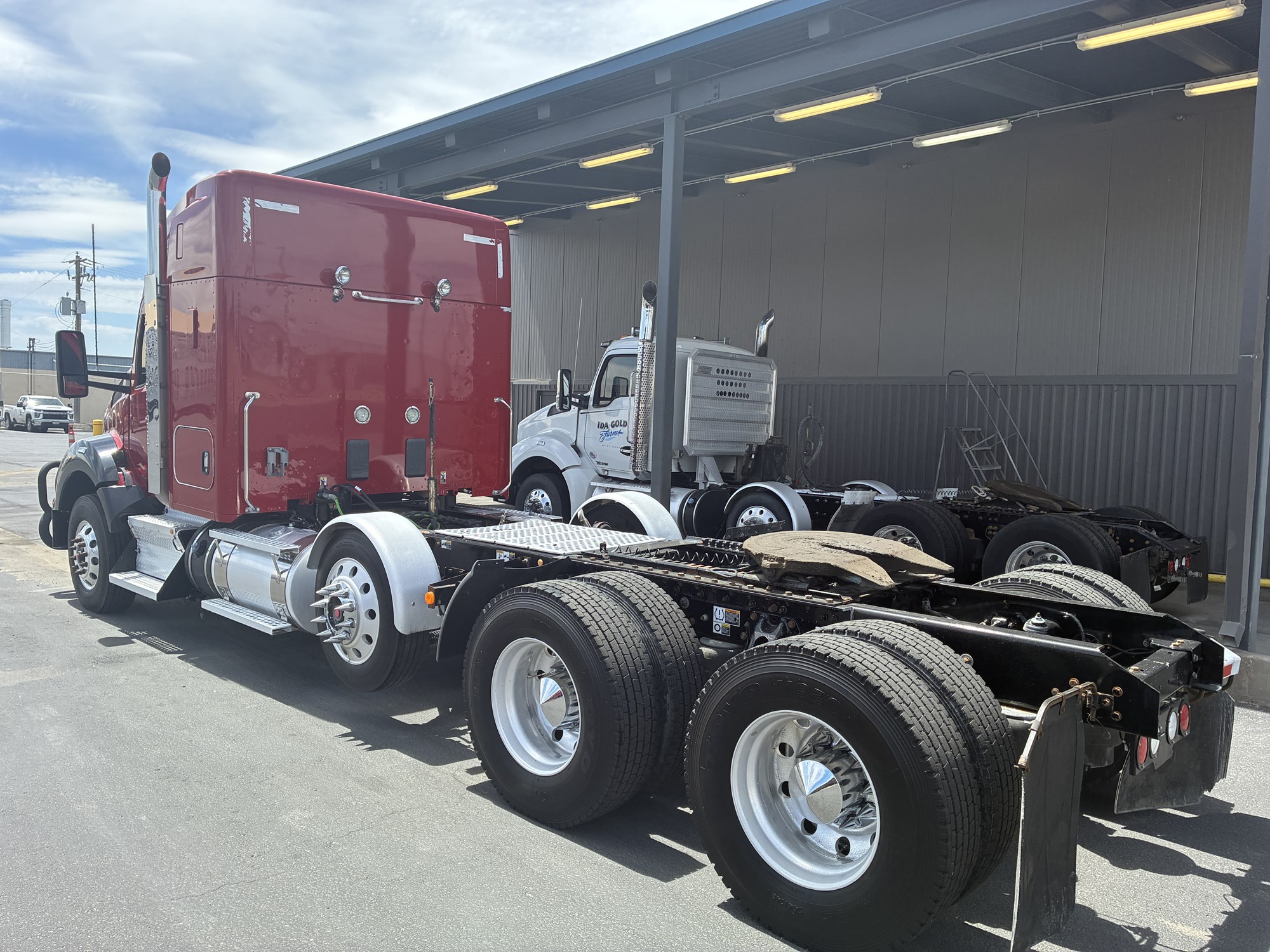 2018 Kenworth T880 2018 Kenworth T880 - image 3 of 6