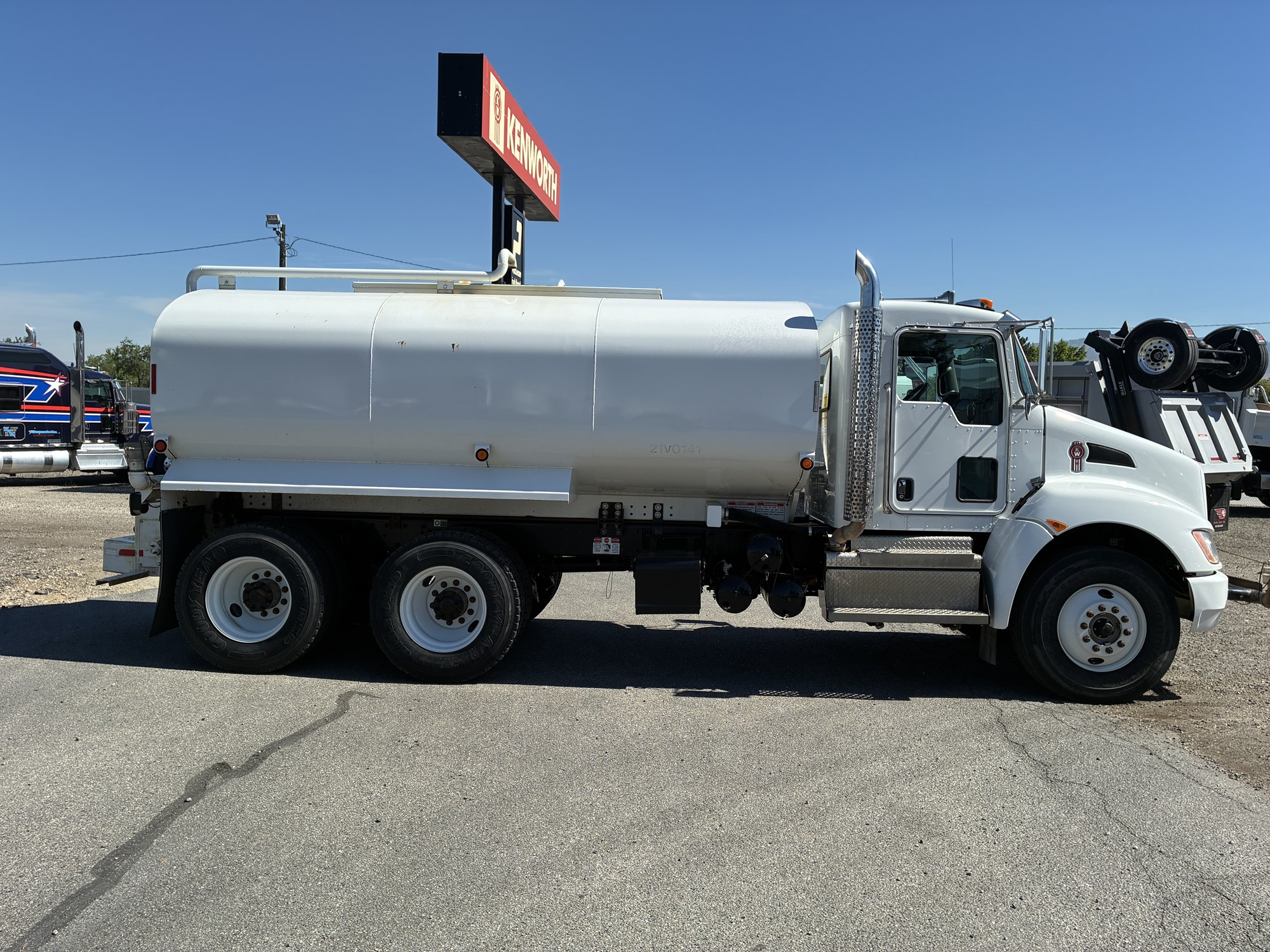 2020 Kenworth T370 2020 Kenworth T370 - image 6 of 6