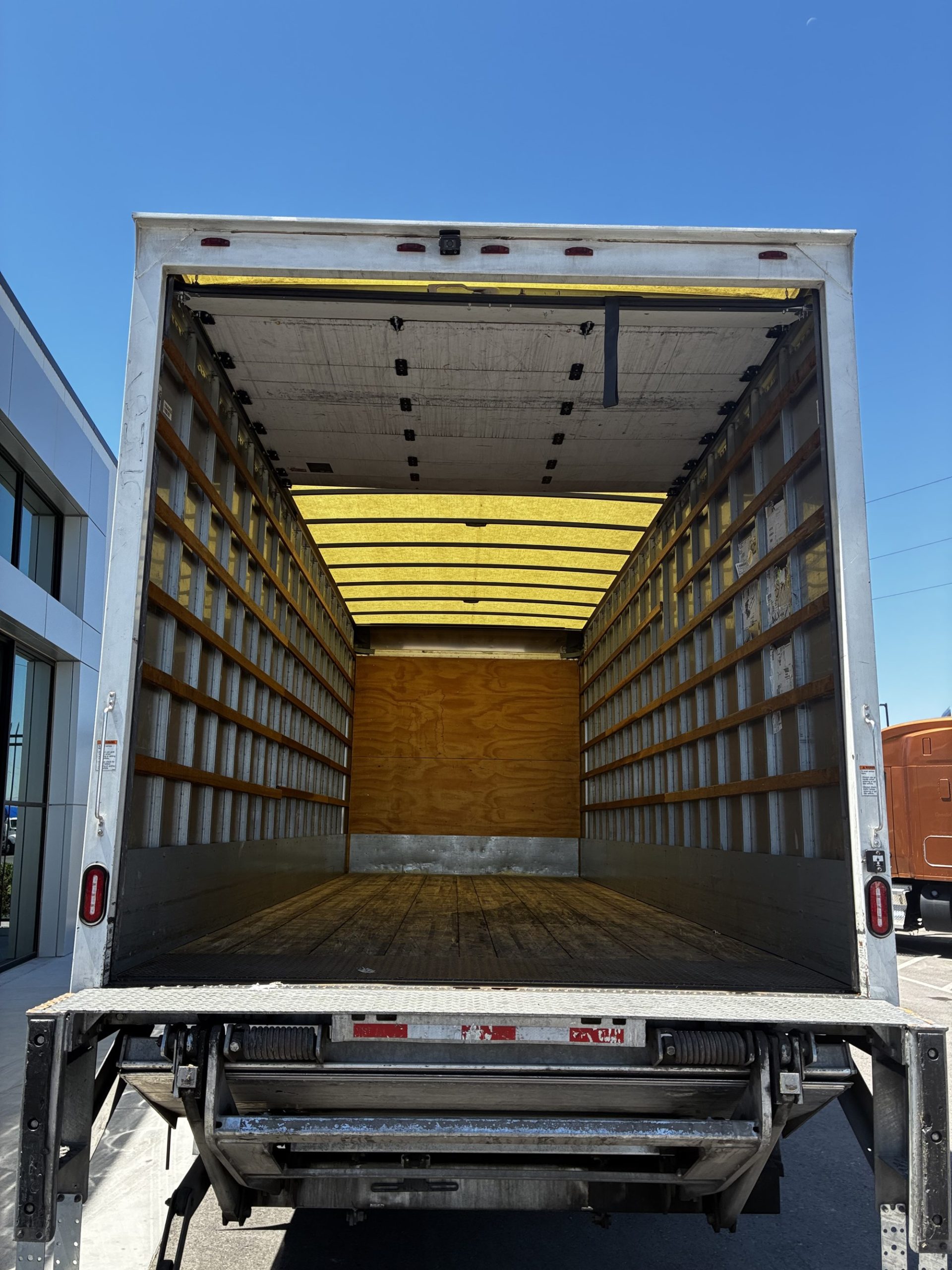 2020 Kenworth T270 2020 Kenworth T270 - image 6 of 6