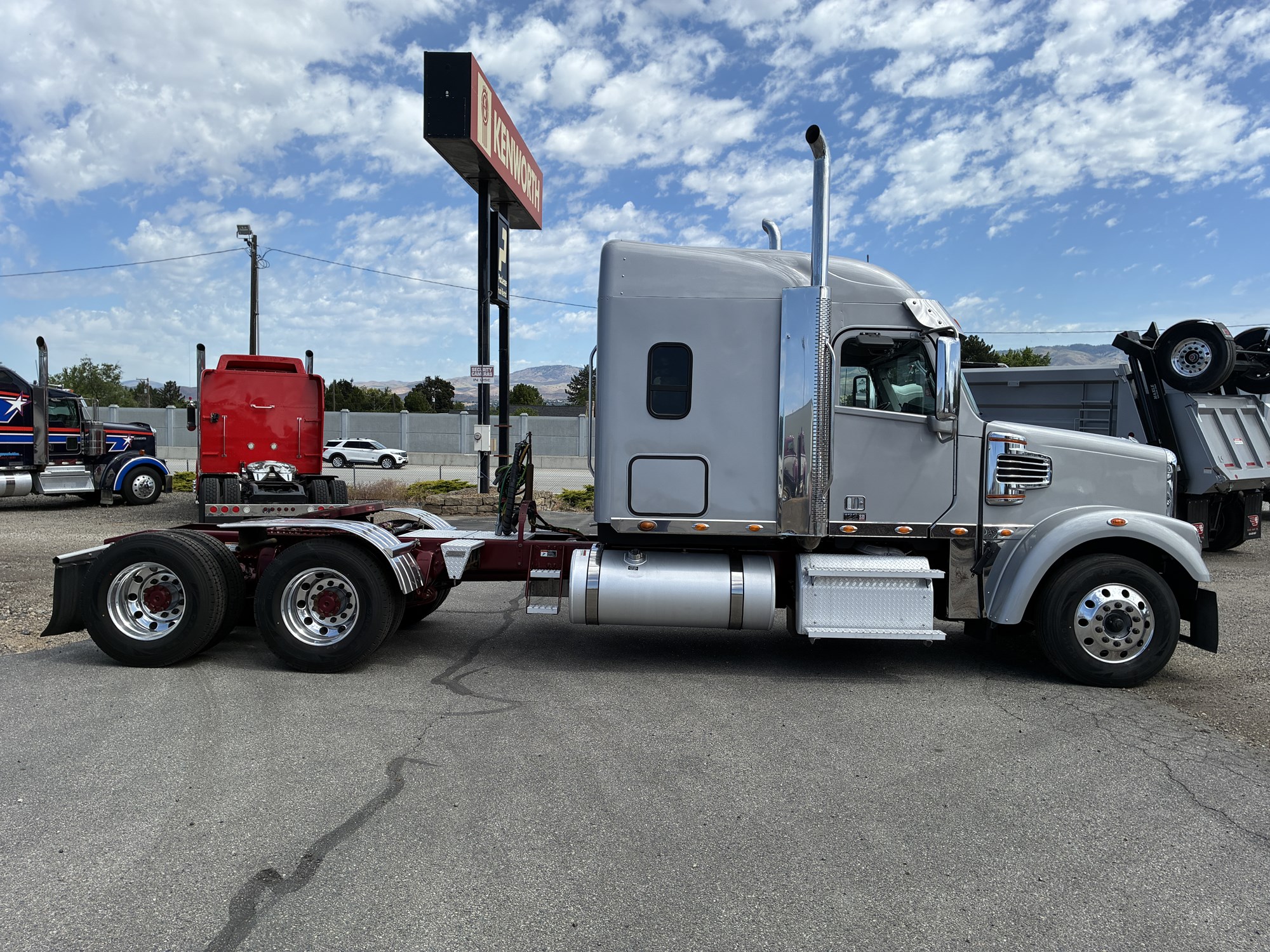 2022 Freightliner 122SD 2022 Freightliner 122SD - image 6 of 6