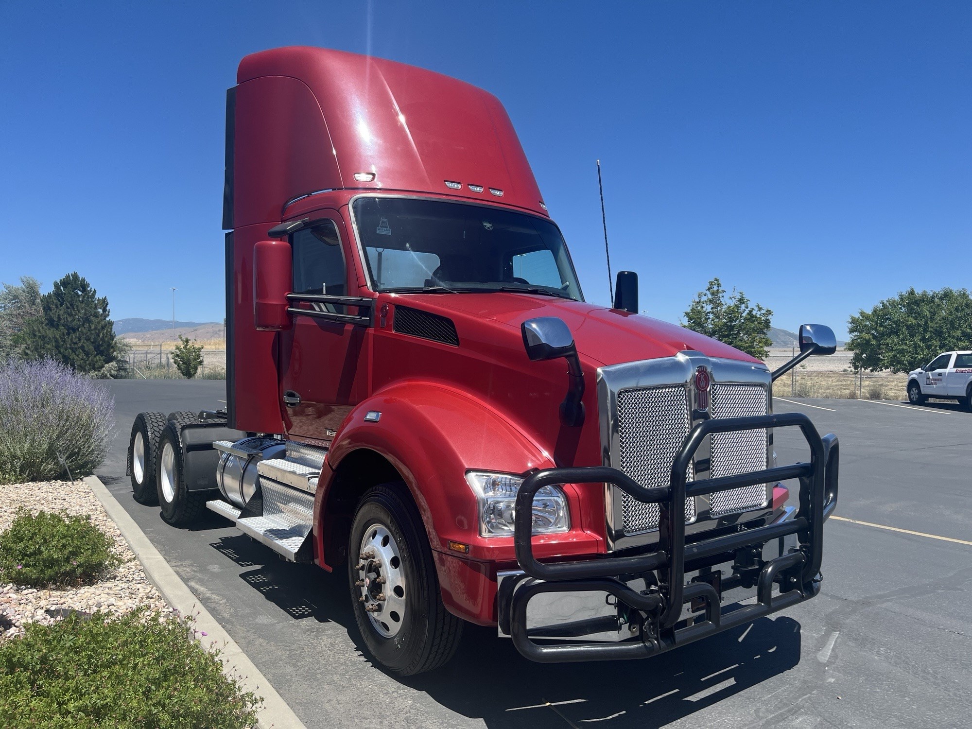 2022 Kenworth T880 2022 Kenworth T880 - image 4 of 6