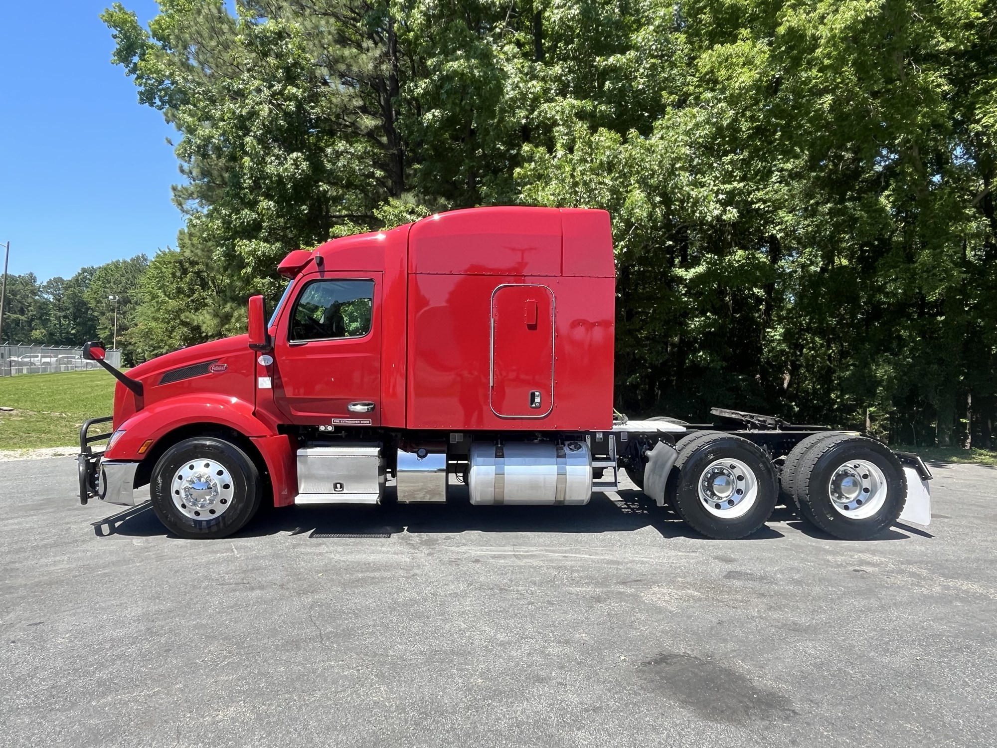 2023 Peterbilt 579 PD747646U-08 2023 Peterbilt 579 PD747646U-08