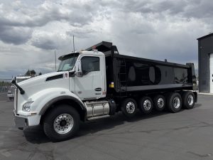 2025 Kenworth T880 SJ180826-01