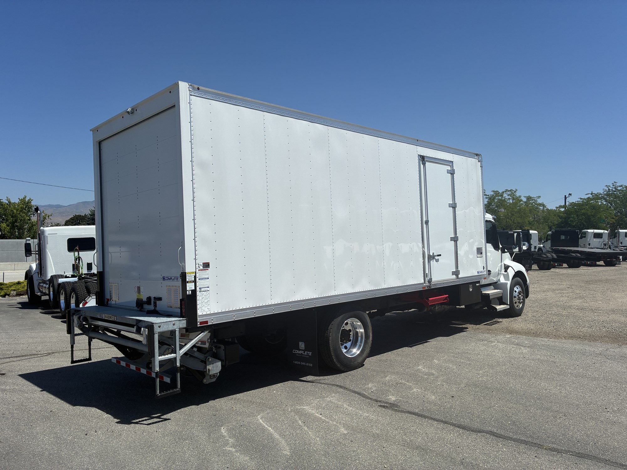 2025 Kenworth T280 2025 Kenworth T280 - image 5 of 6