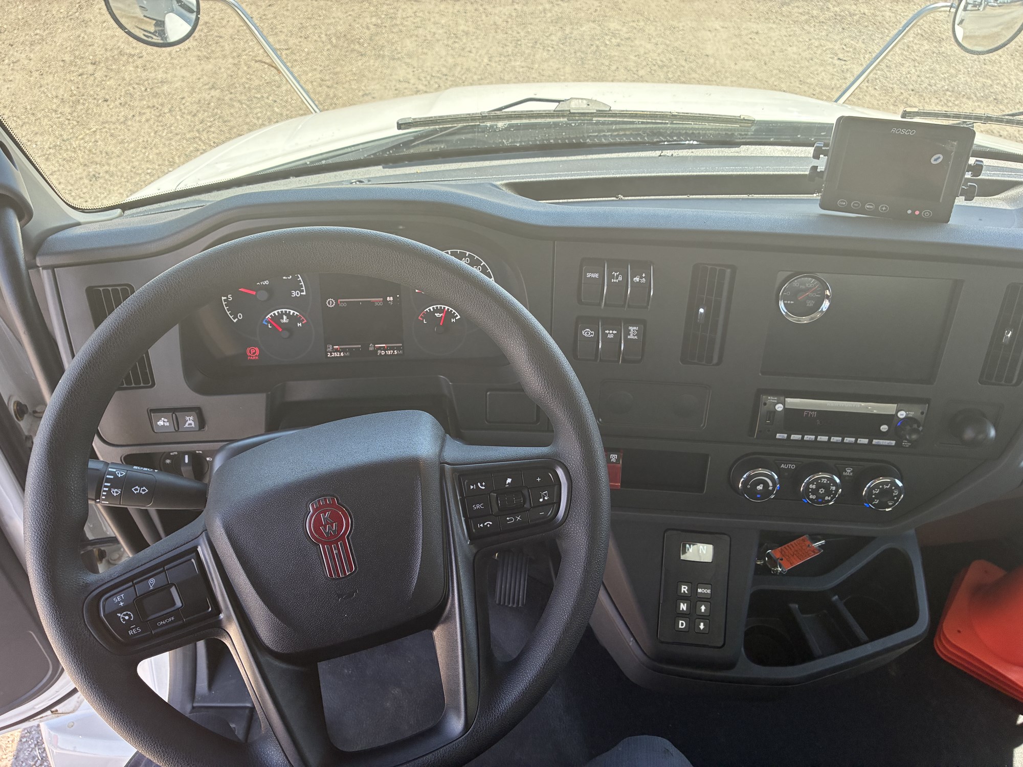 2025 Kenworth T280 SM144751-14 2025 Kenworth T280 SM144751-14