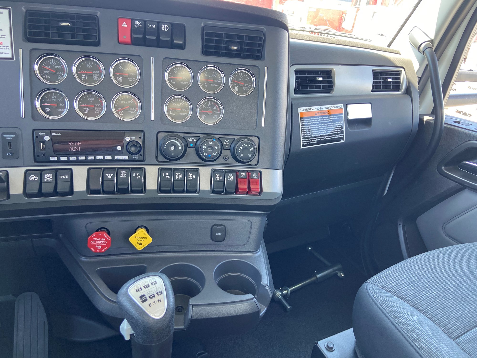 2026 Kenworth T880 TJ228903-07 2026 Kenworth T880 TJ228903-07