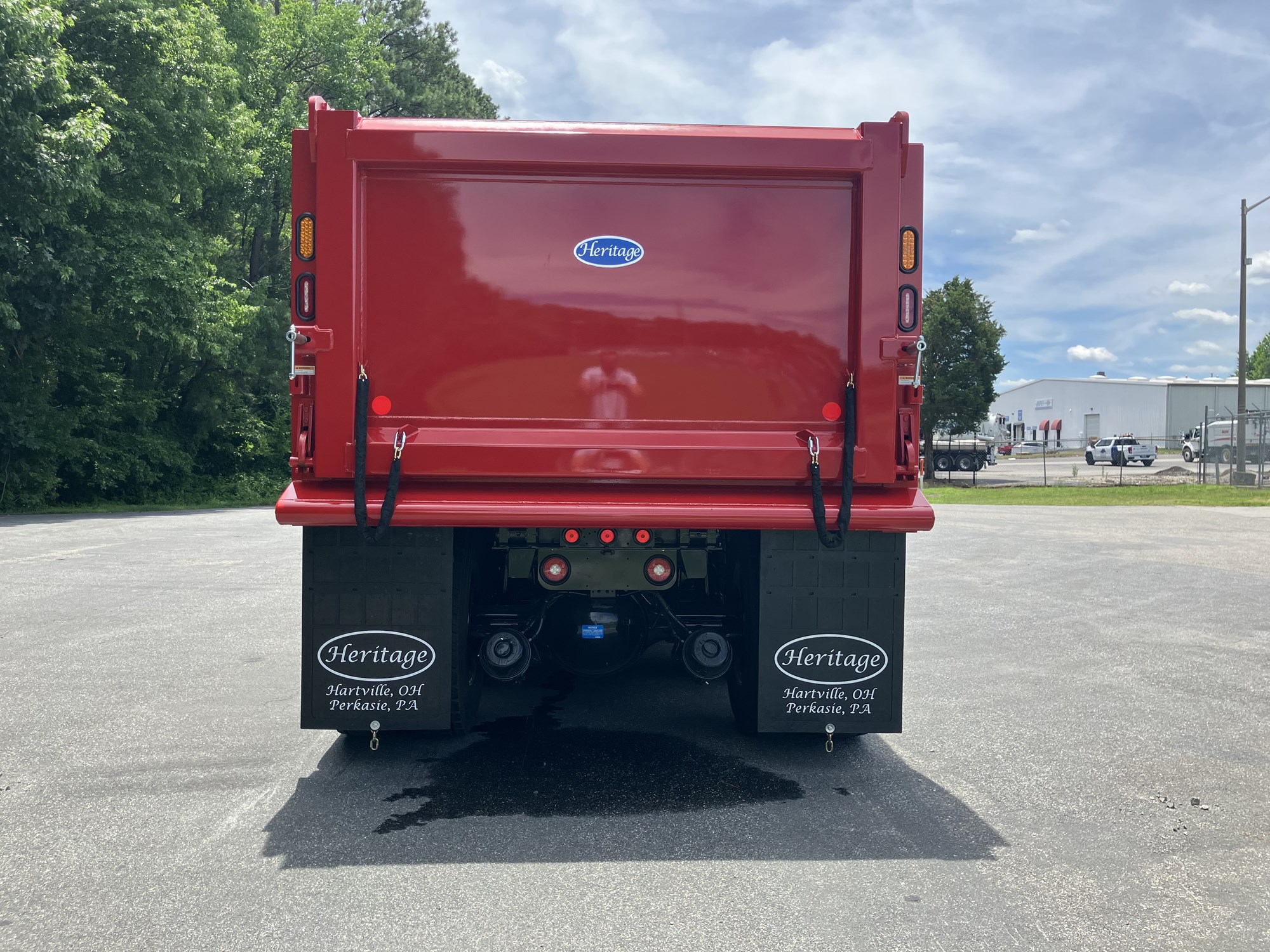 2027 Kenworth T880 - image 6 of 6