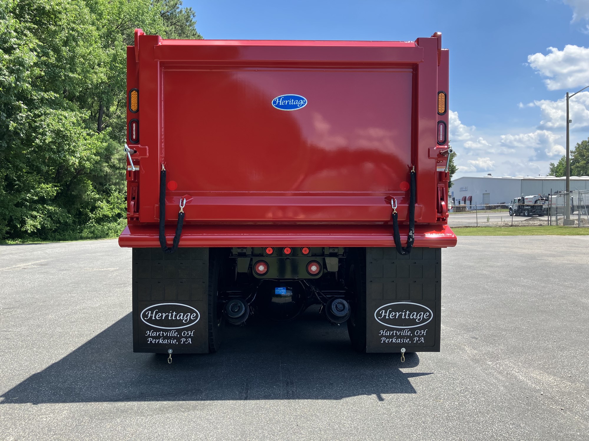 2027 Kenworth T880 - image 6 of 6