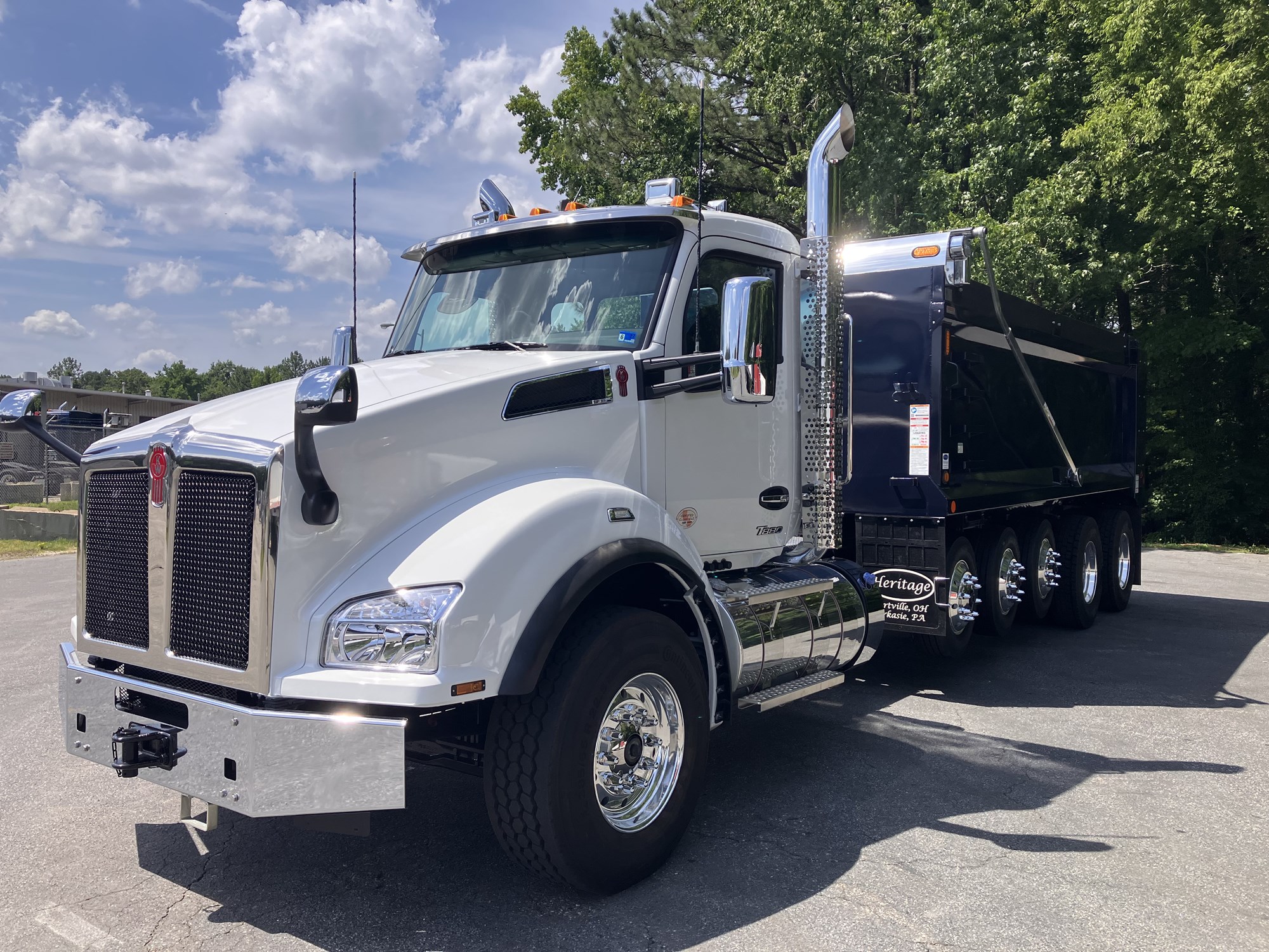 2027 Kenworth T880 2027 Kenworth T880 - image 3 of 6