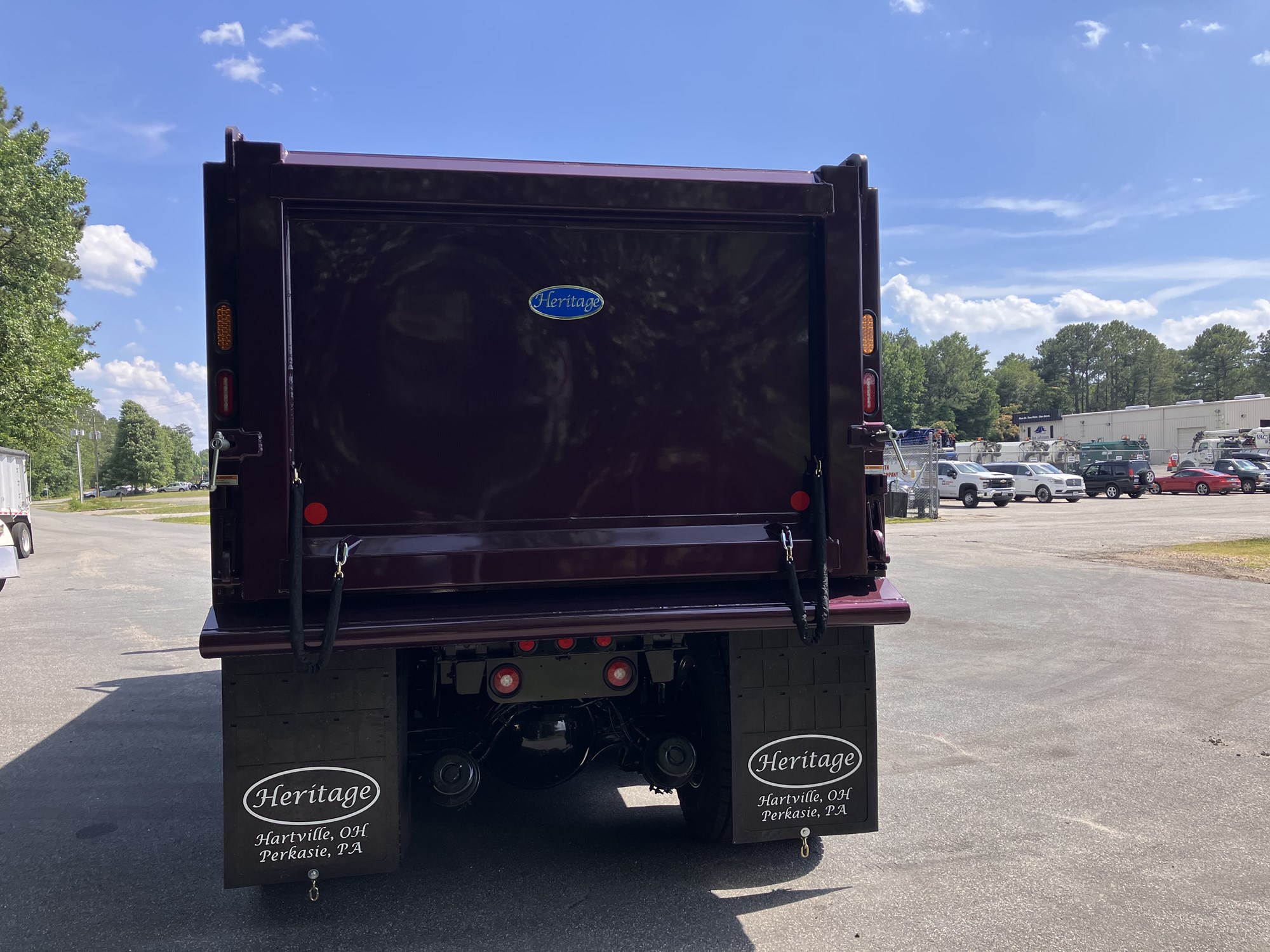 2027 Kenworth T880 - image 6 of 6
