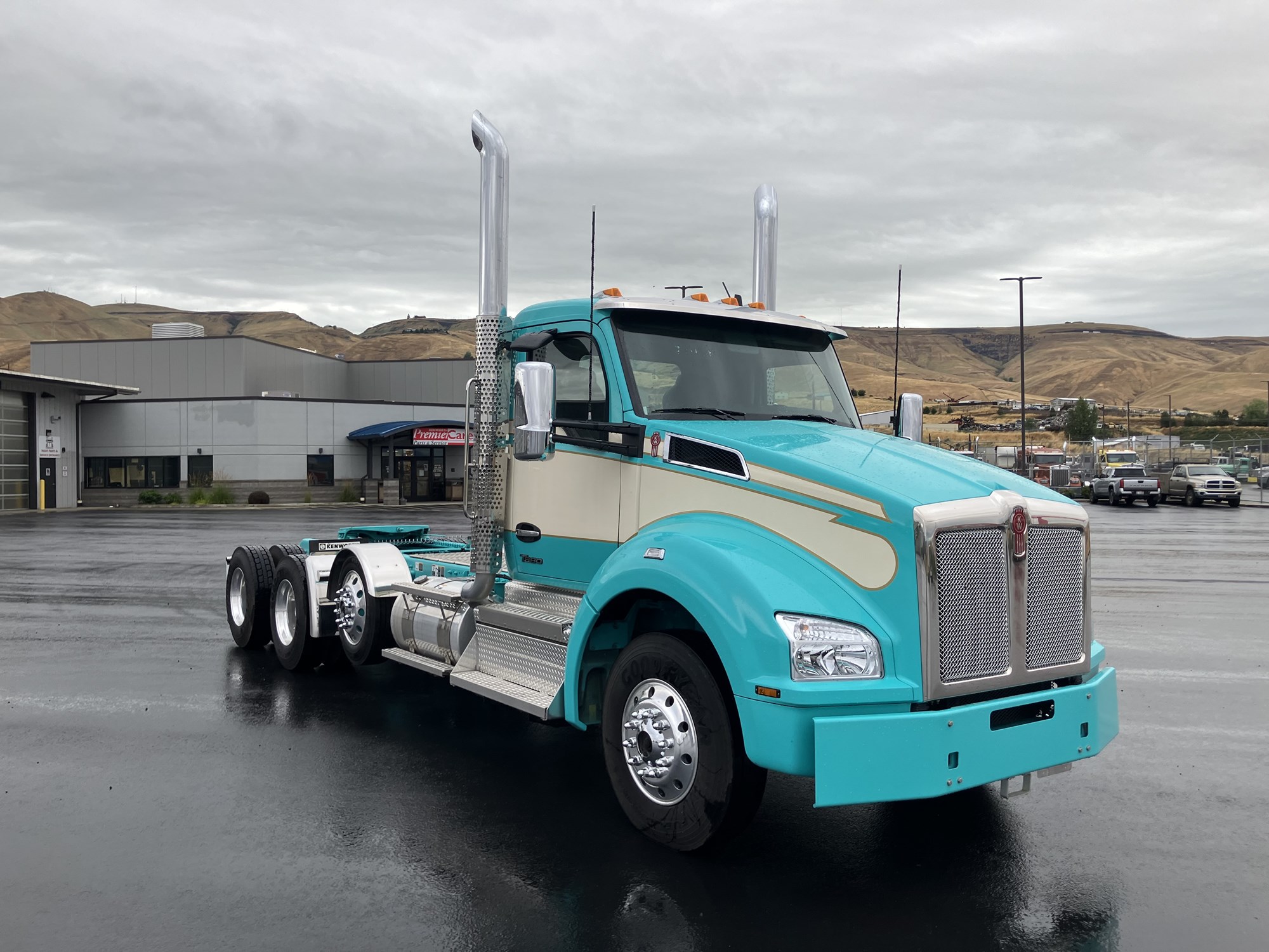 2027 Kenworth T880 VJ251110-02 2027 Kenworth T880 VJ251110-02