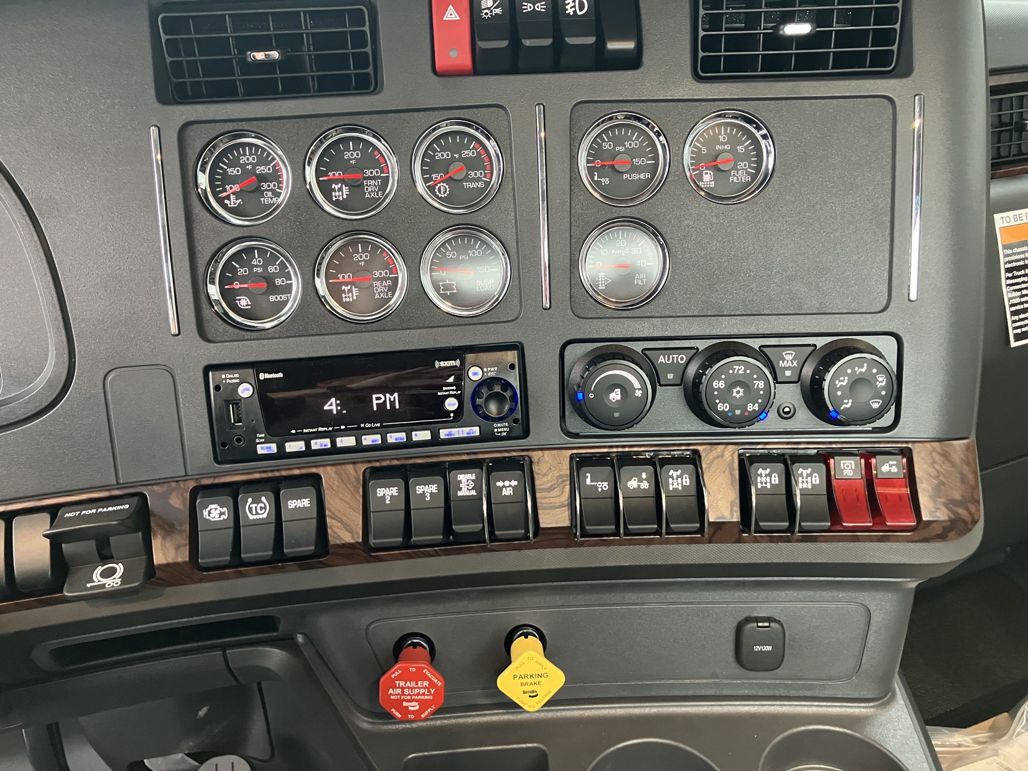 2027 Kenworth T880 VJ251110-10 2027 Kenworth T880 VJ251110-10