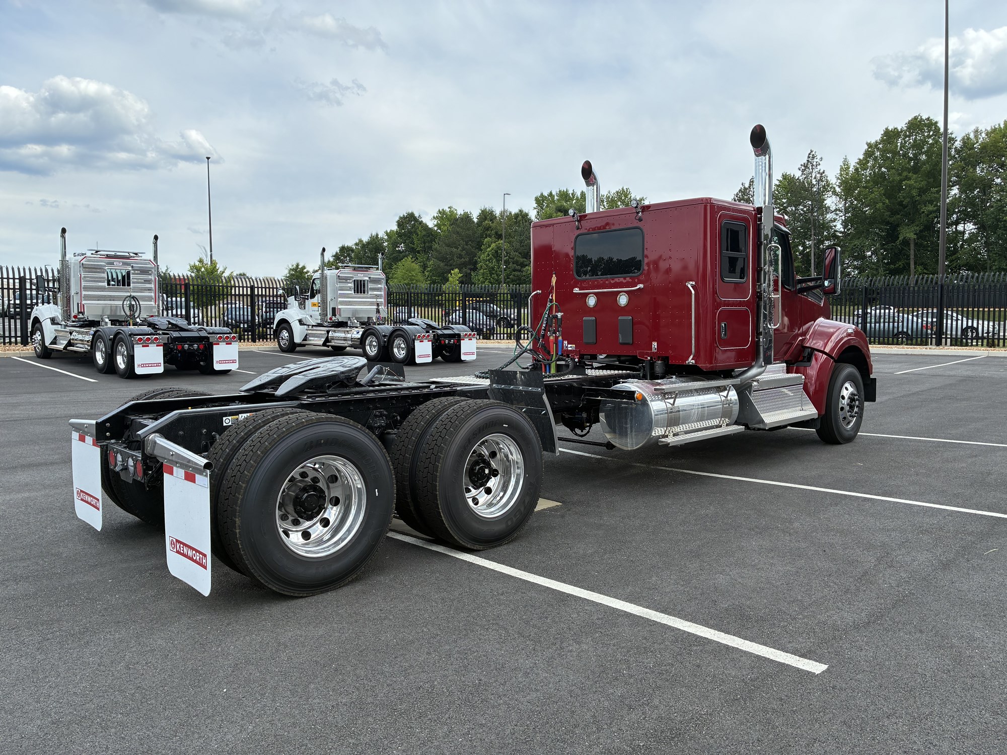 2027 Kenworth T880 2027 Kenworth T880 - image 6 of 6