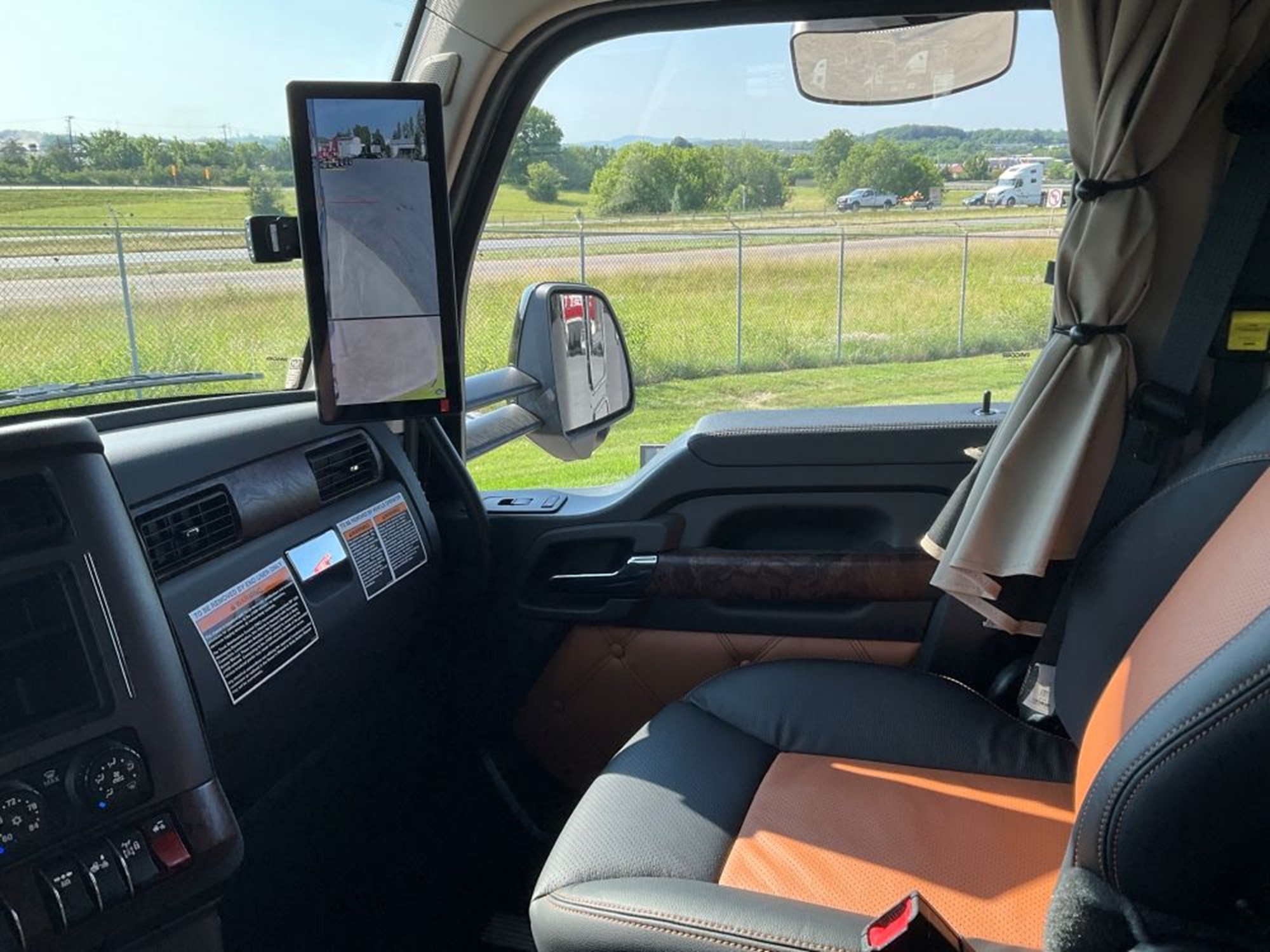 2027 Kenworth T680 Next Gen VJ255034-14 2027 Kenworth T680 Next Gen VJ255034-14