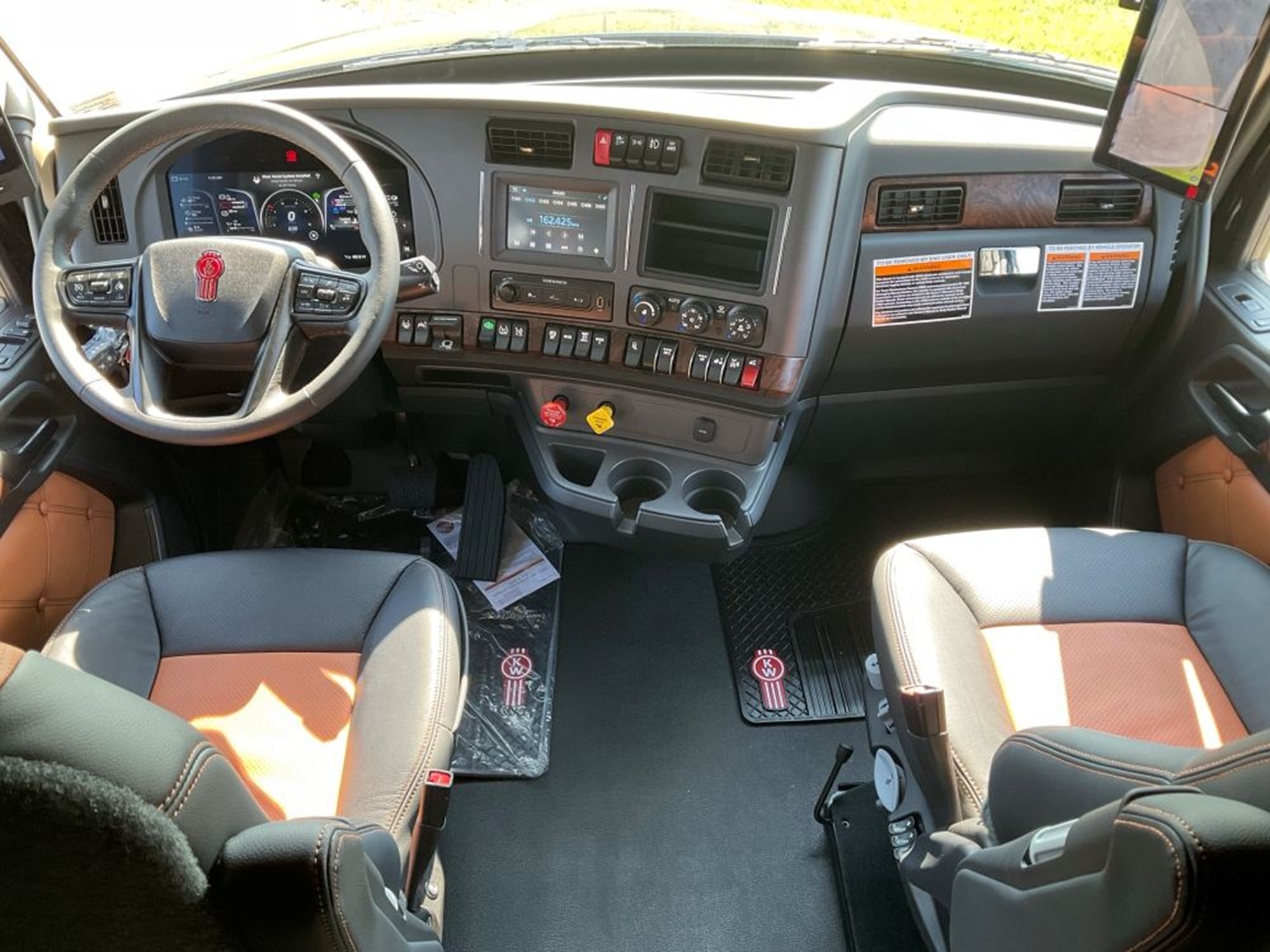 2027 Kenworth T680 Next Gen VJ255034-21 2027 Kenworth T680 Next Gen VJ255034-21