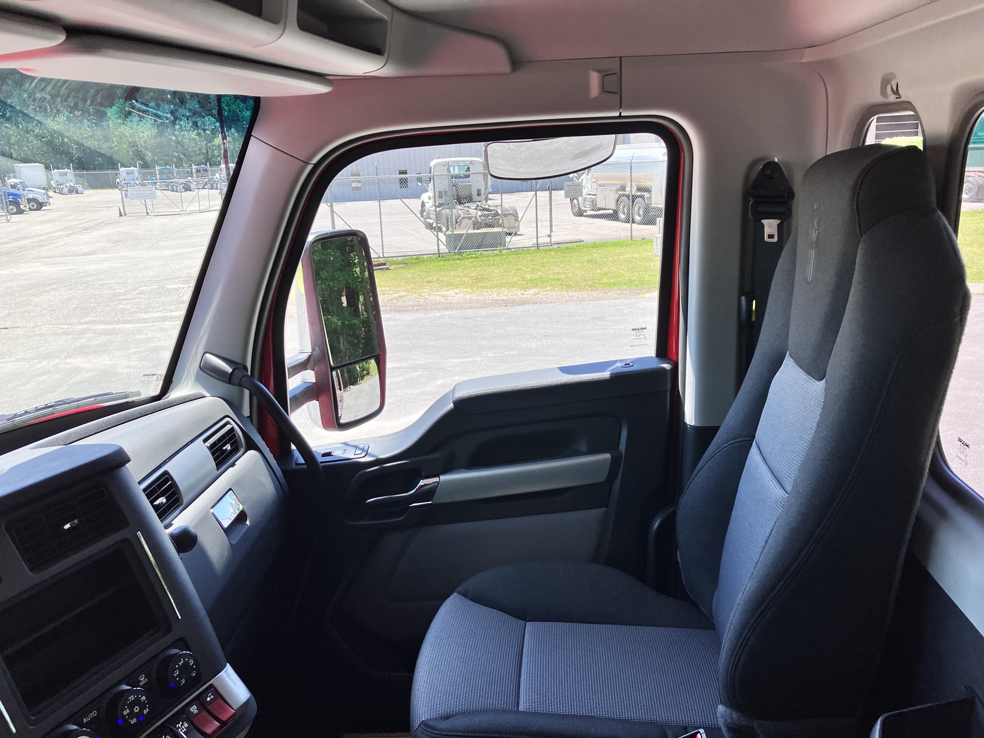 2027 Kenworth W990 VJ255085-14 2027 Kenworth W990 VJ255085-14