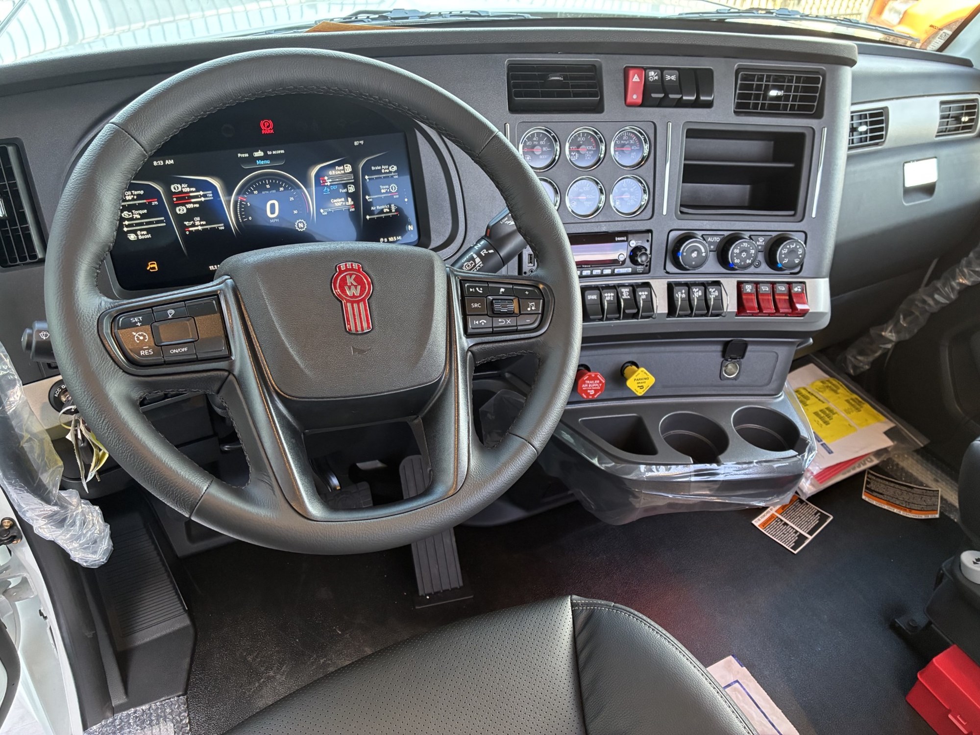 2027 Kenworth W990 VJ256423-07 2027 Kenworth W990 VJ256423-07
