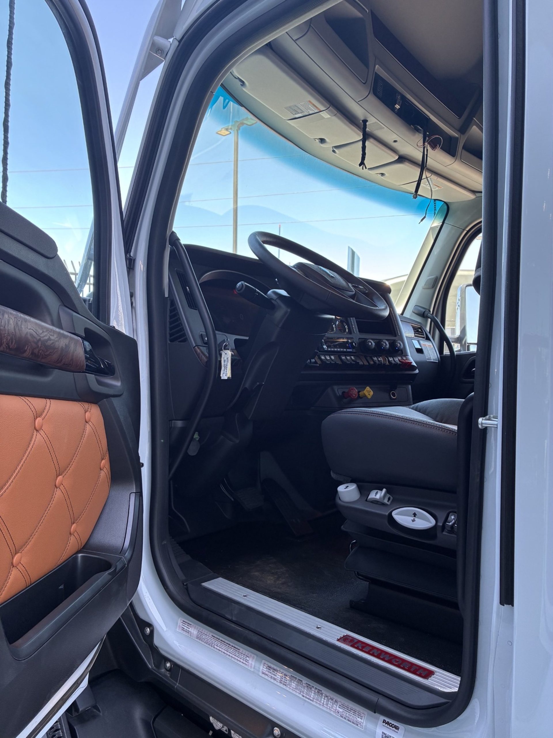 2027 Kenworth T680 Next Gen 2027 Kenworth T680 Next Gen - image 6 of 6