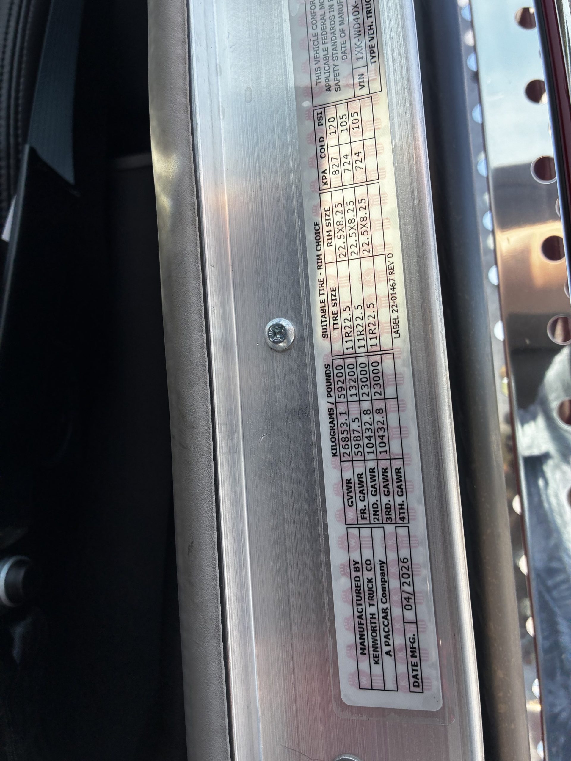2027 Kenworth W900B VR255051-14 2027 Kenworth W900B VR255051-14