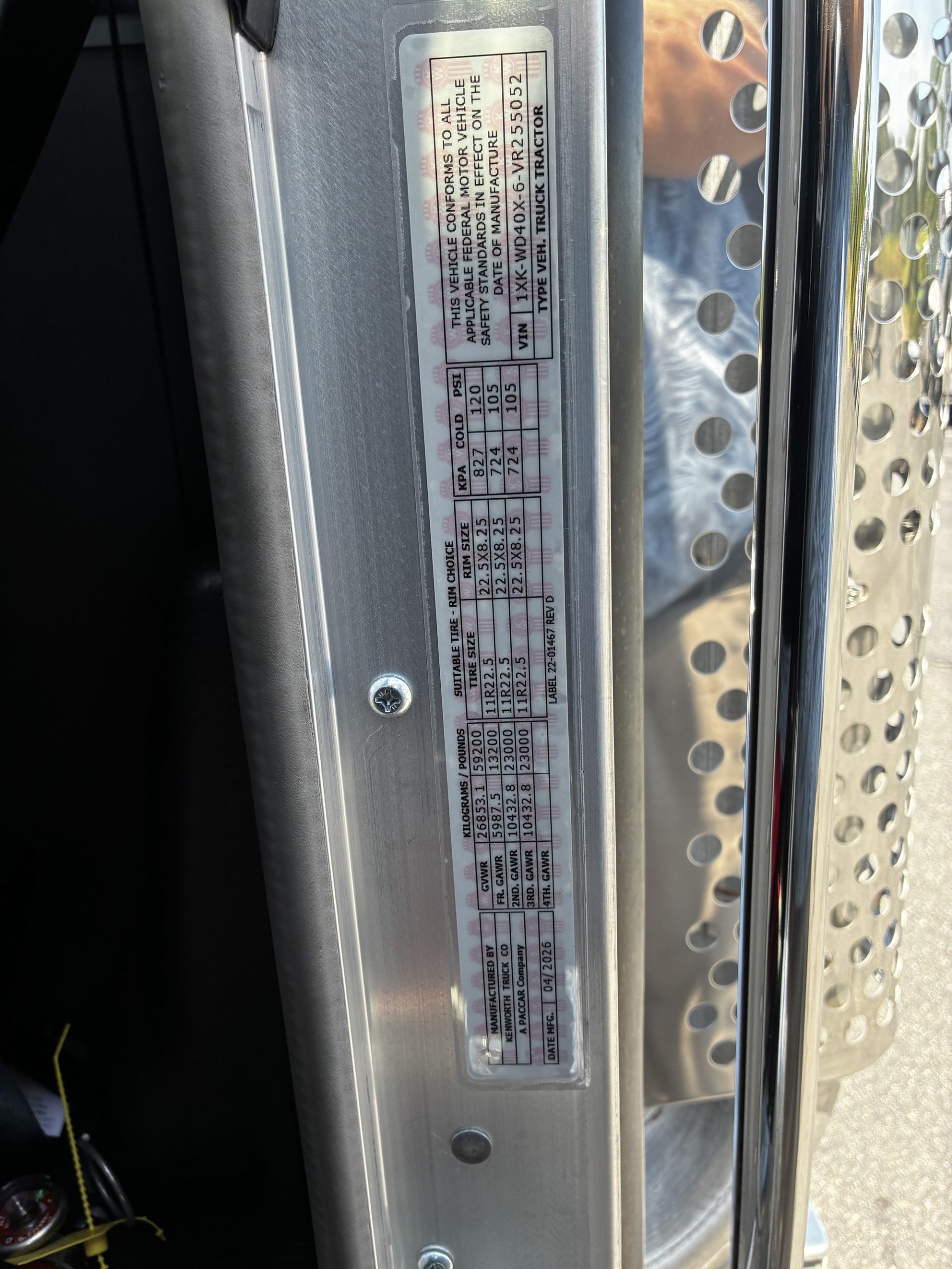 2027 Kenworth W900B VR255052-14 2027 Kenworth W900B VR255052-14