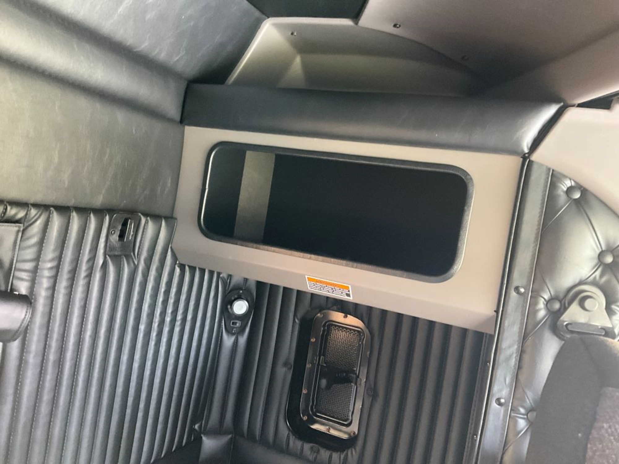 2027 Kenworth W900L VR255065-18 2027 Kenworth W900L VR255065-18