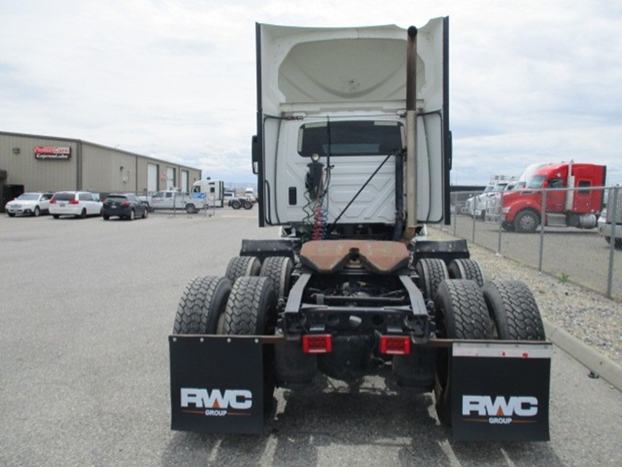 2015 International Prostar 2015 International Prostar - image 3 of 6