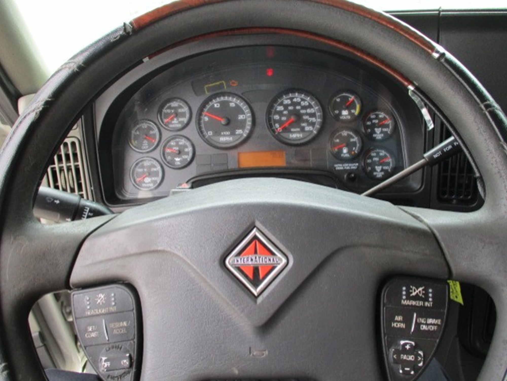 2015 International Prostar FH708374C-10 2015 International Prostar FH708374C-10