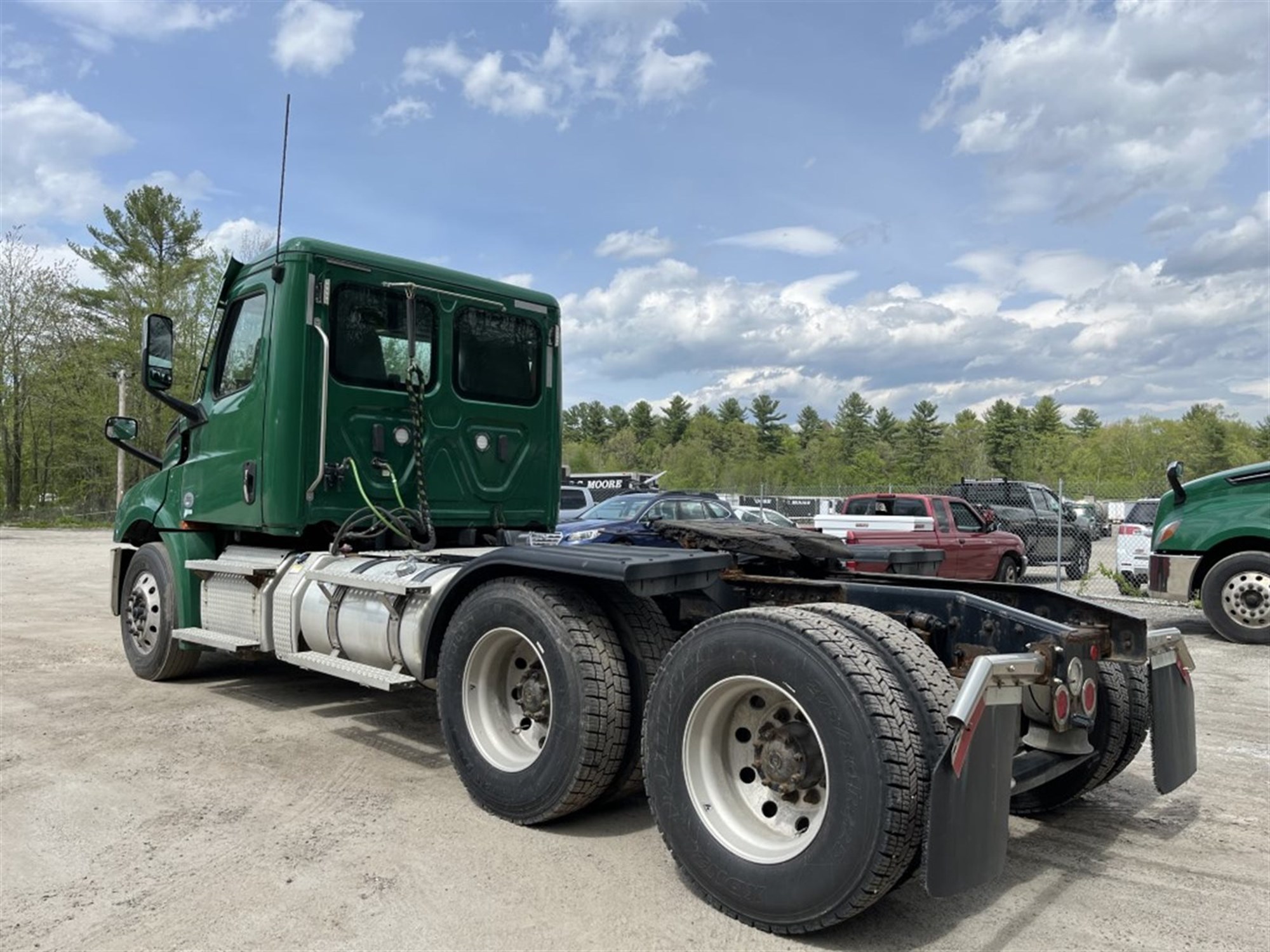 2019 Freightliner Cascadia KLKR1585U-07 2019 Freightliner Cascadia KLKR1585U-07