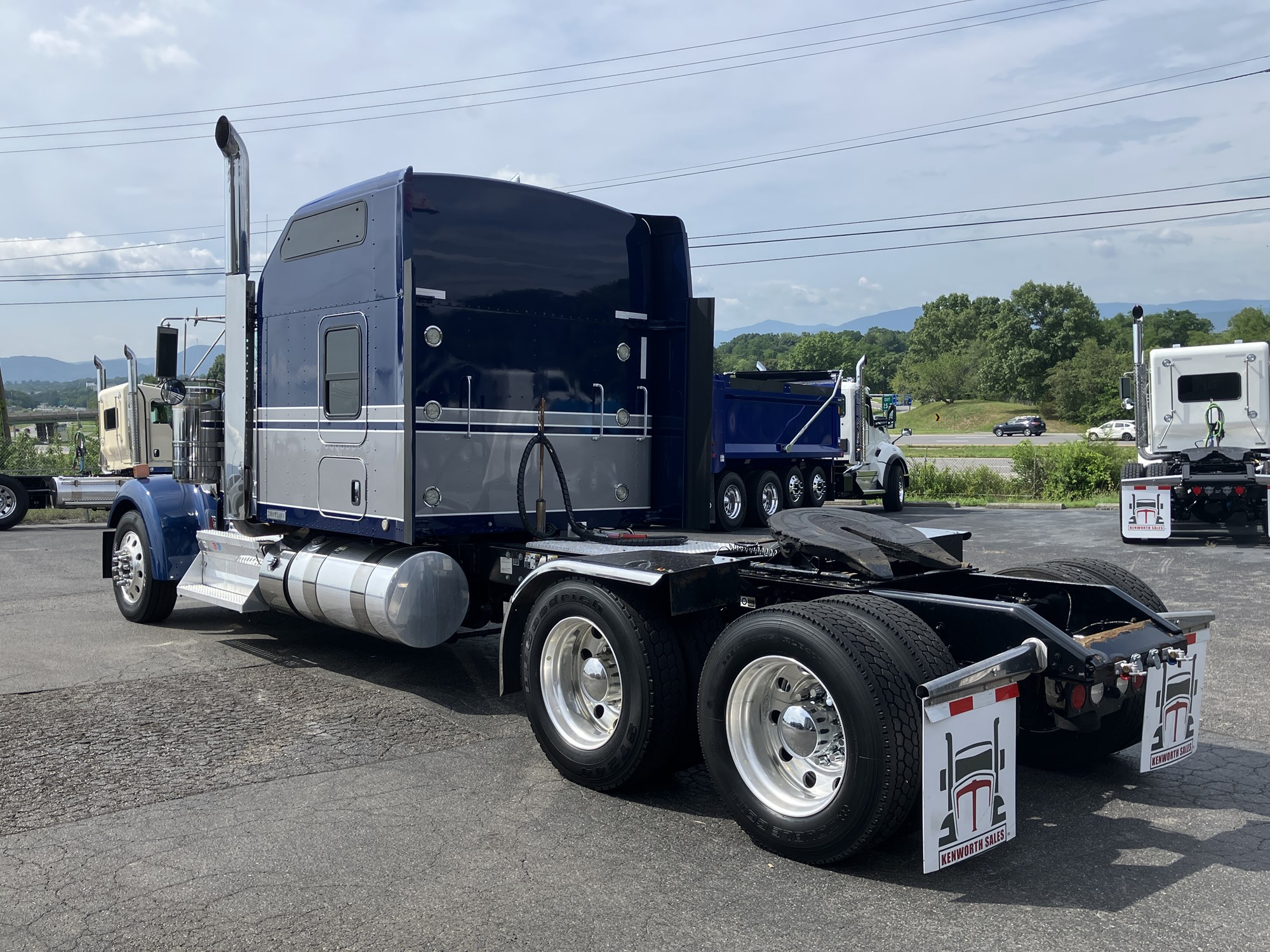 2019 Kenworth W900B 2019 Kenworth W900B - image 6 of 6