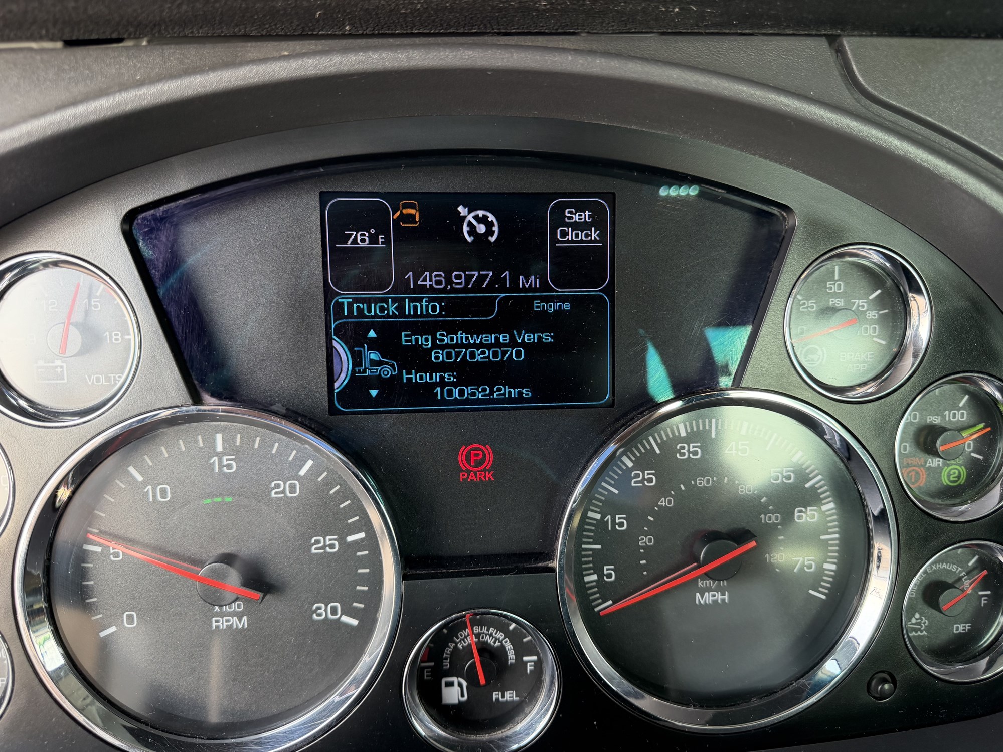 2021 Kenworth T880 MJ466370P-10 2021 Kenworth T880 MJ466370P-10