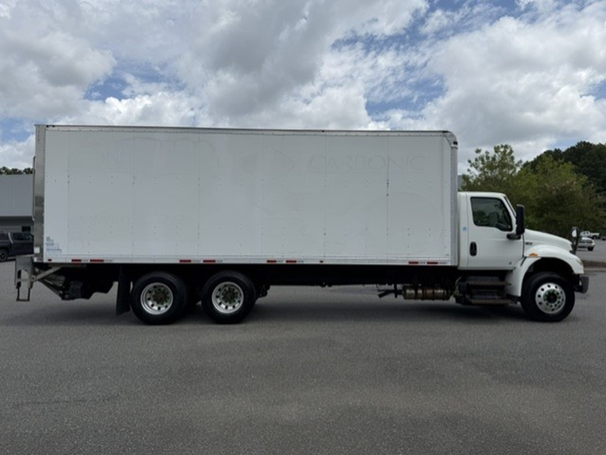 2021 International MV - image 3 of 6