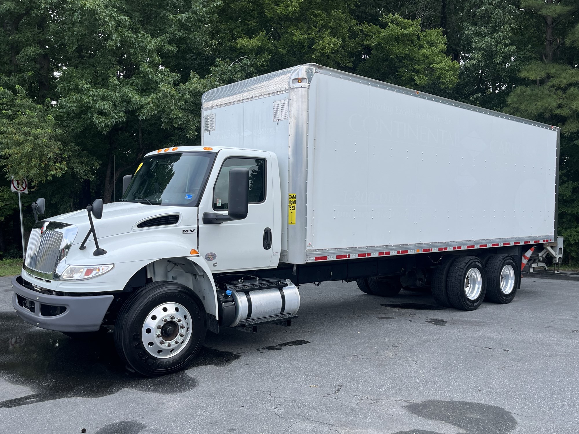 2021 International MV 2021 International MV - image 1 of 6