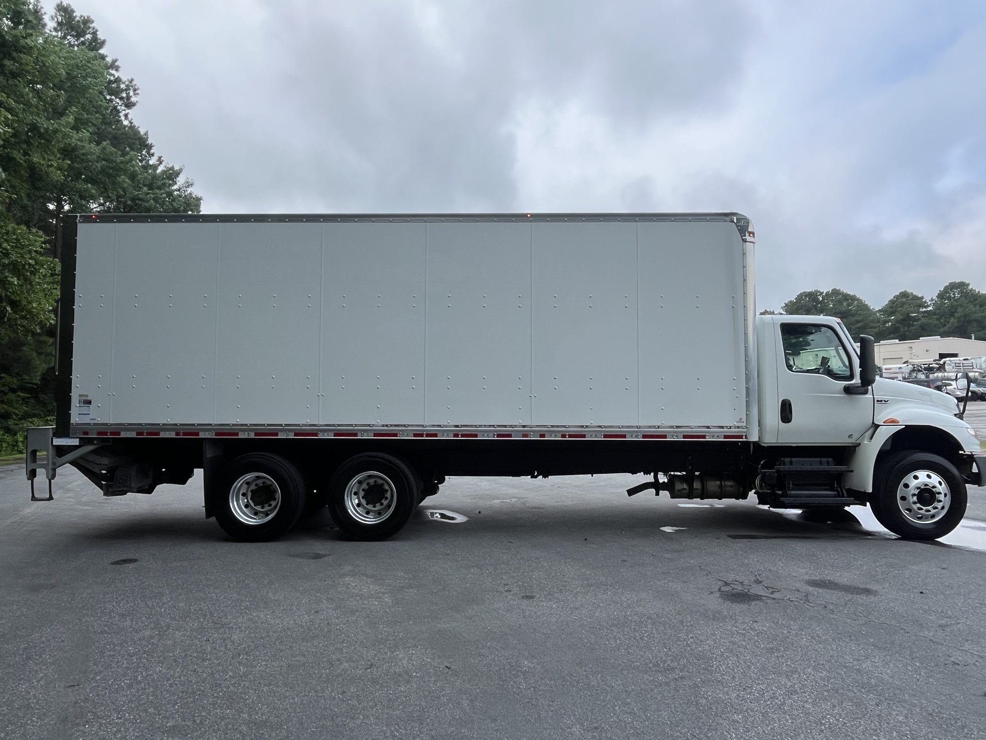 2021 International MV 2021 International MV - image 4 of 6